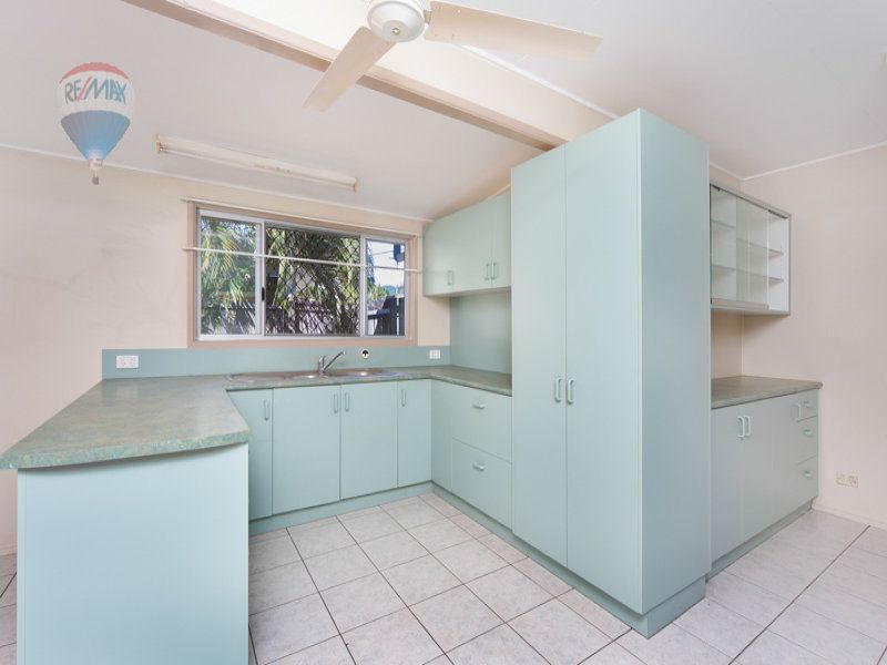 32 Sperring Street, Manunda, QLD 4870
