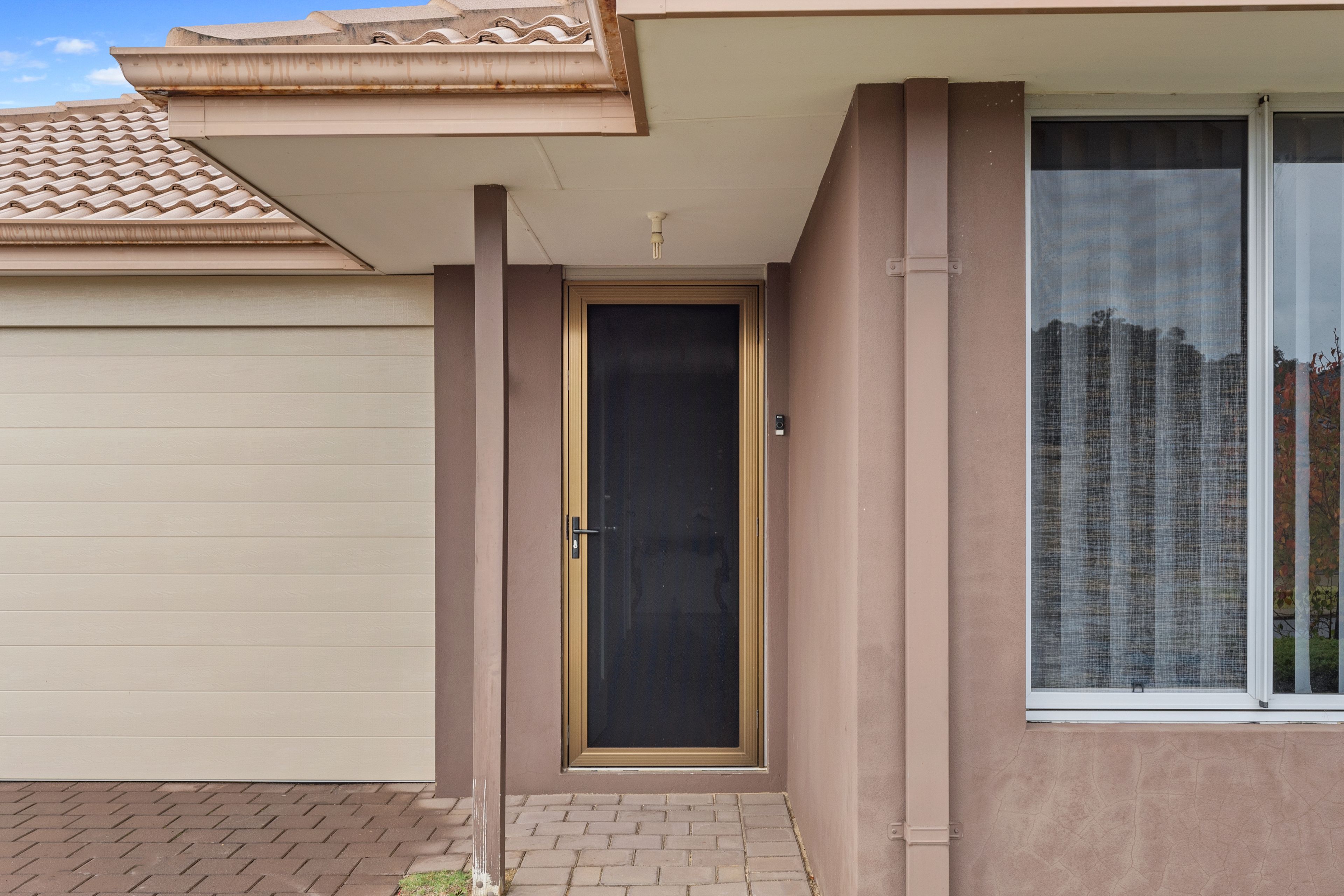 47 McDonald Road — photo 2 of 25