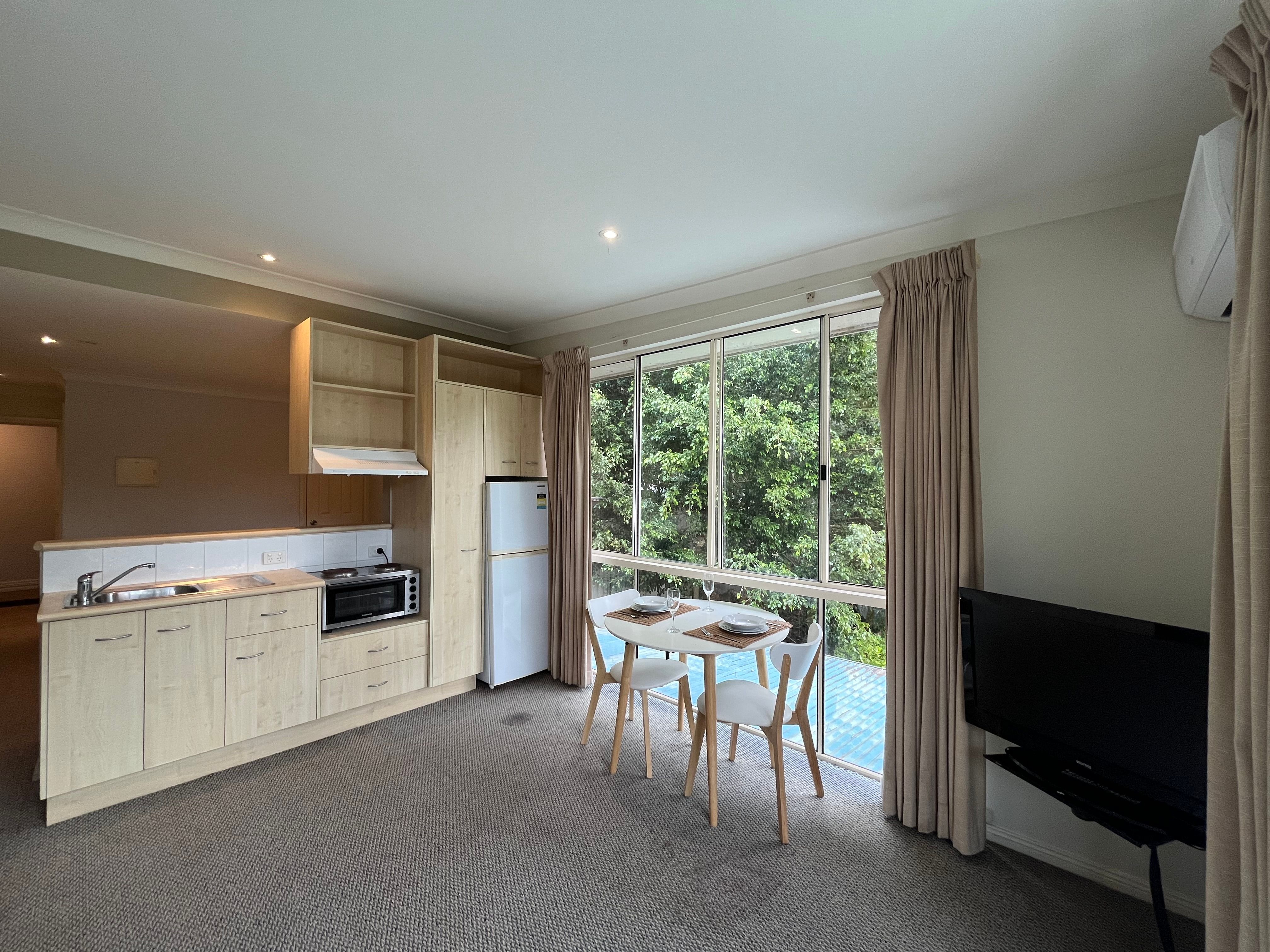Terrace 1/79 Kings Road — photo 3 of 11