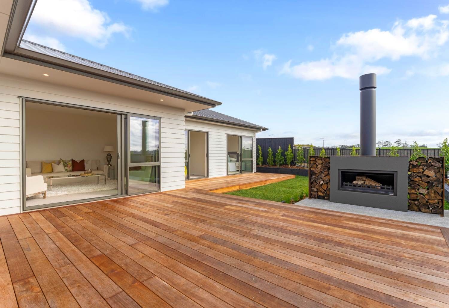8 Lambert Road, Milldale, Auckland