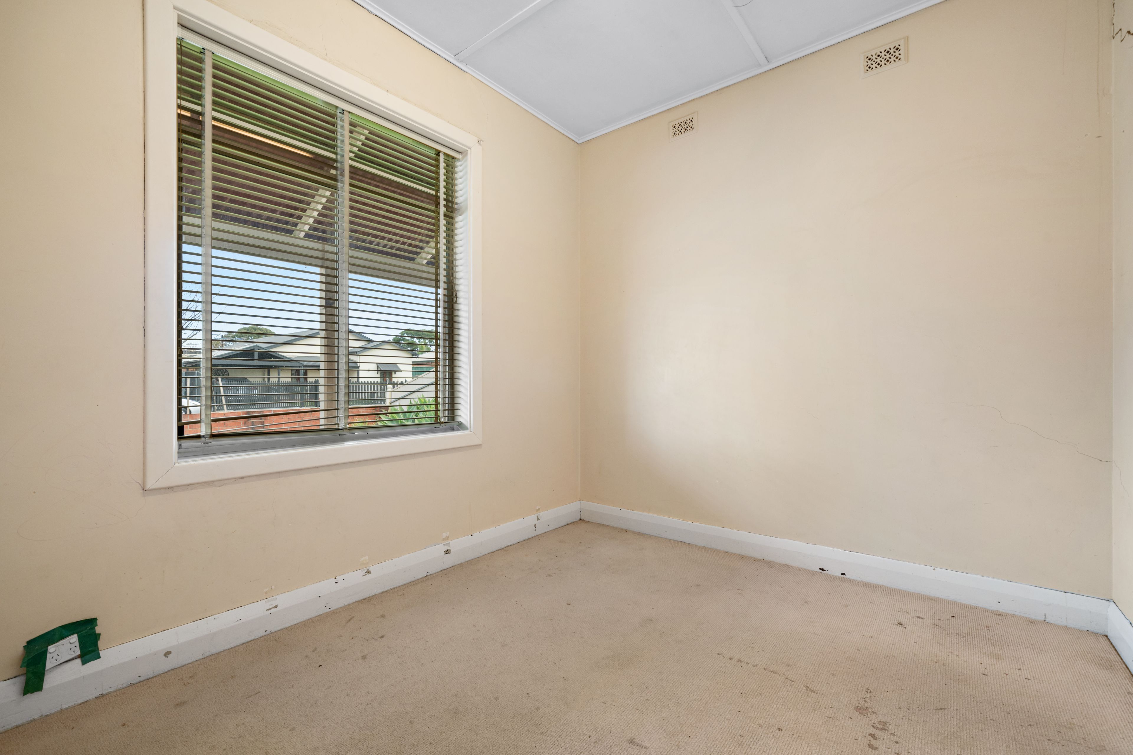 28 Reynell Street — photo 9 of 20