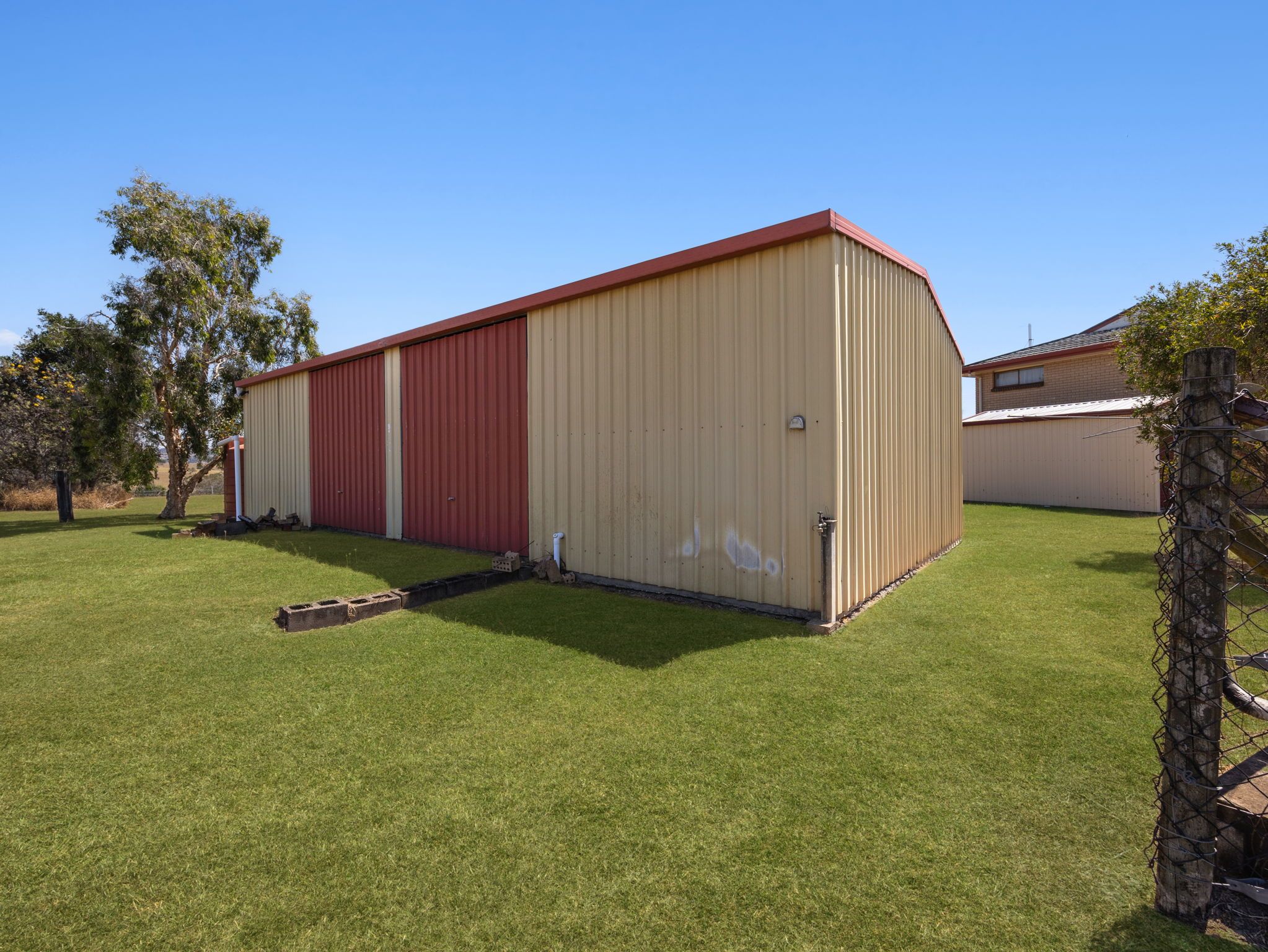 2330 Warrego Highway — photo 21 of 24