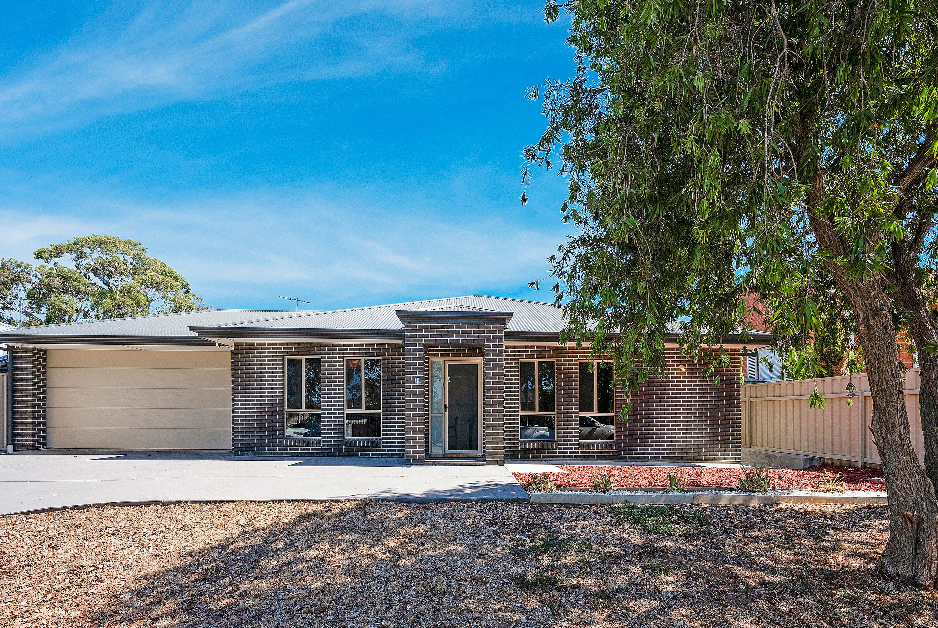 14 Harcourt Terrace, Modbury, SA 5092