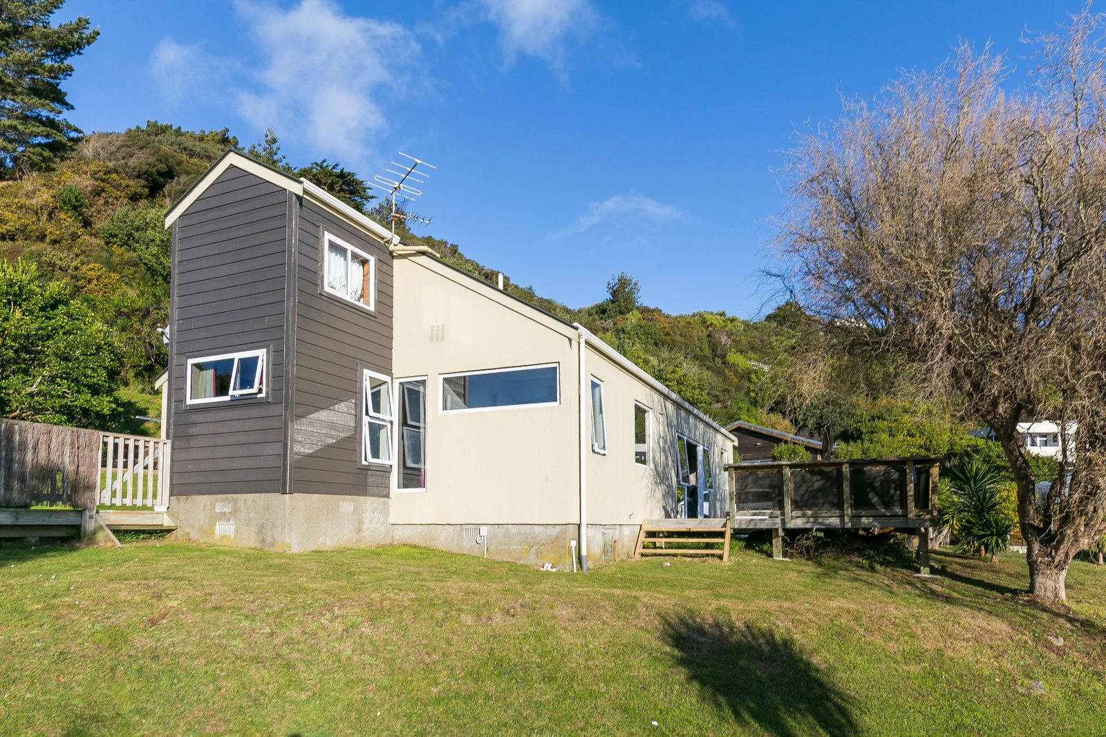 9 Iona Place, Papakowhai, Porirua City