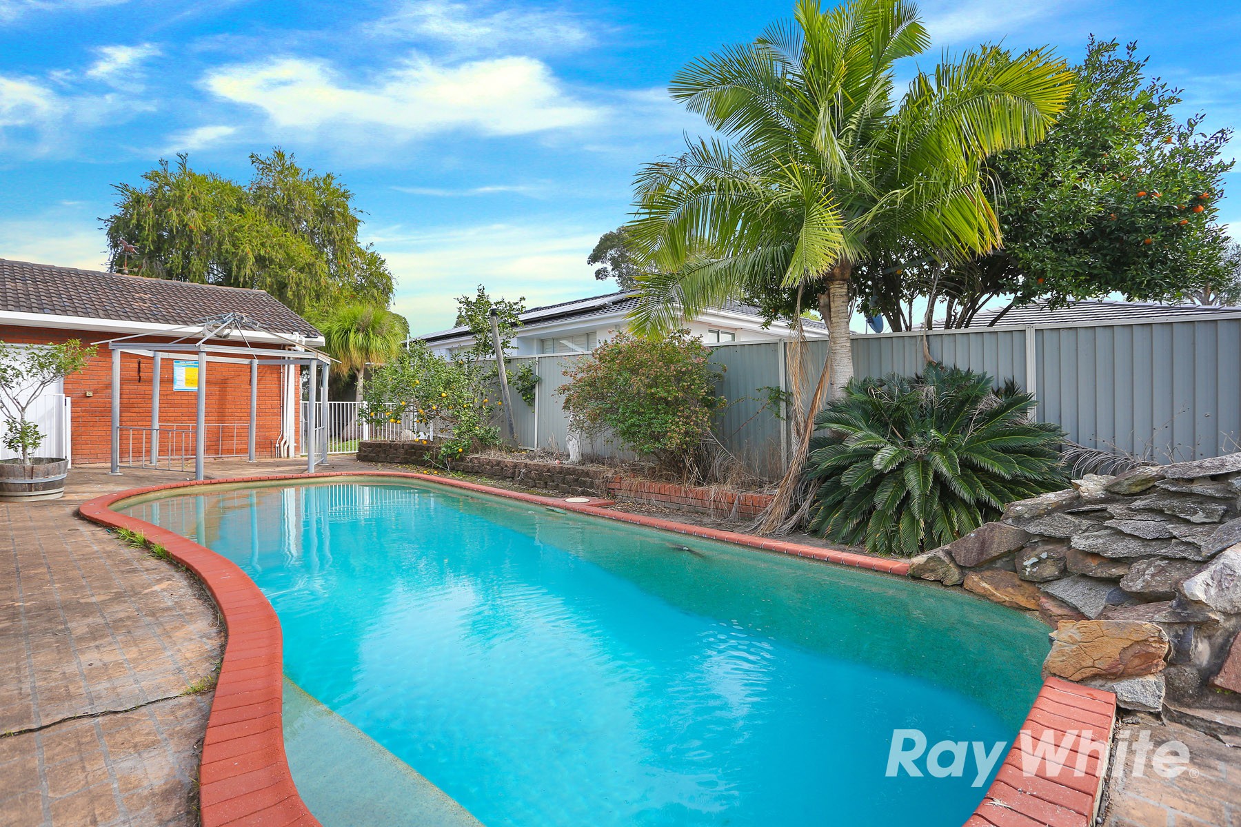 63 Coonawarra Drive, St Clair, NSW 2759