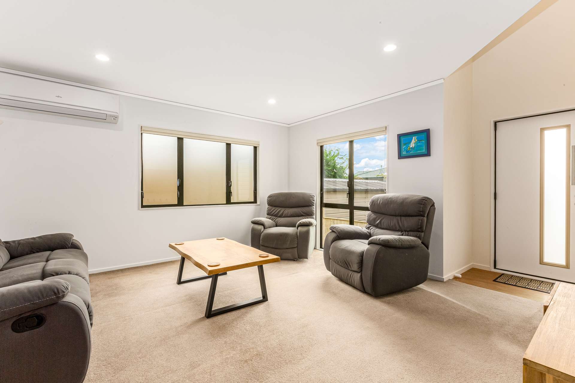 77 John Sims Drive photo 5