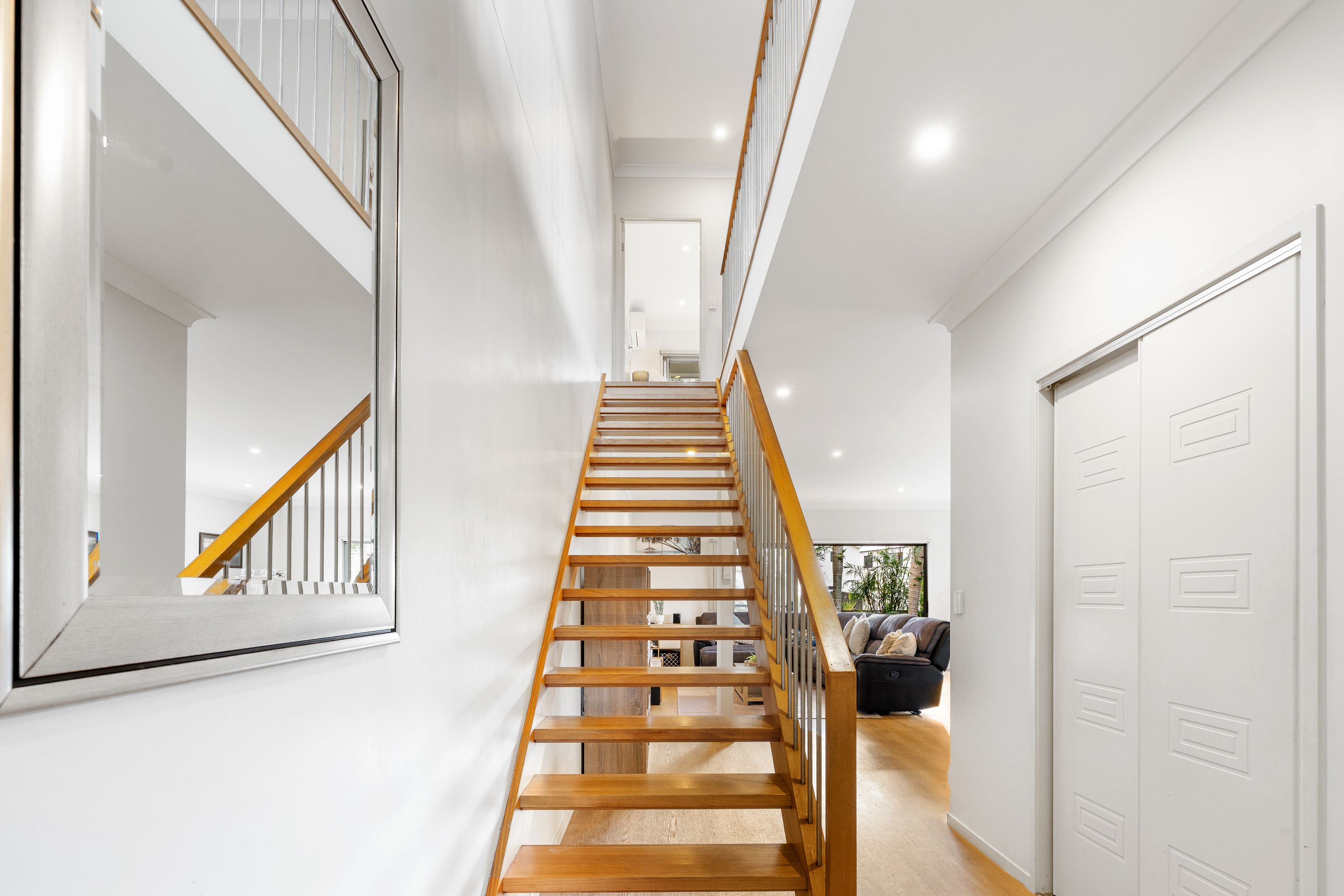 2/37 Tallebudgera Drive — photo 10 of 28