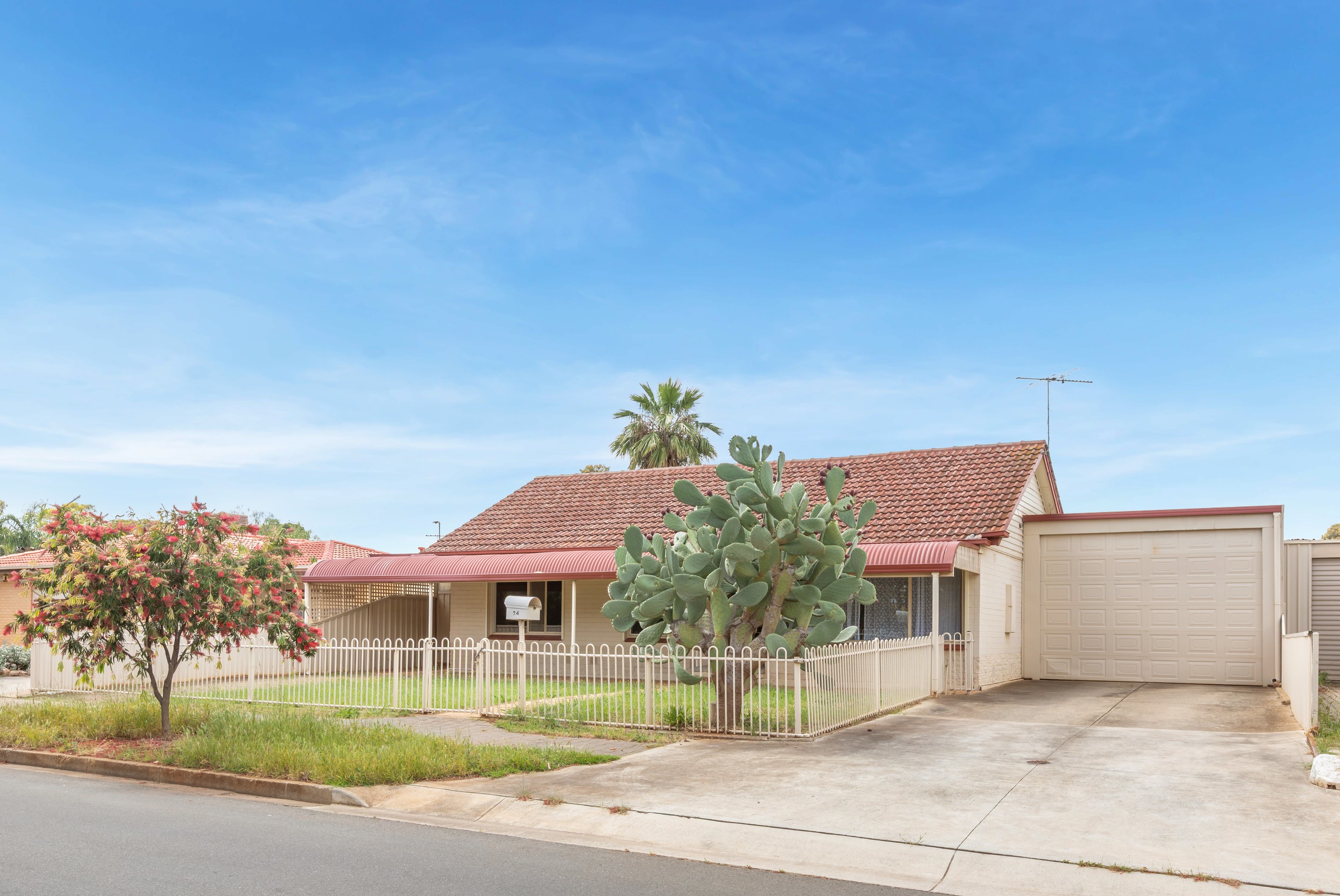 24 Marcian Avenue, Elizabeth Downs, SA 5113