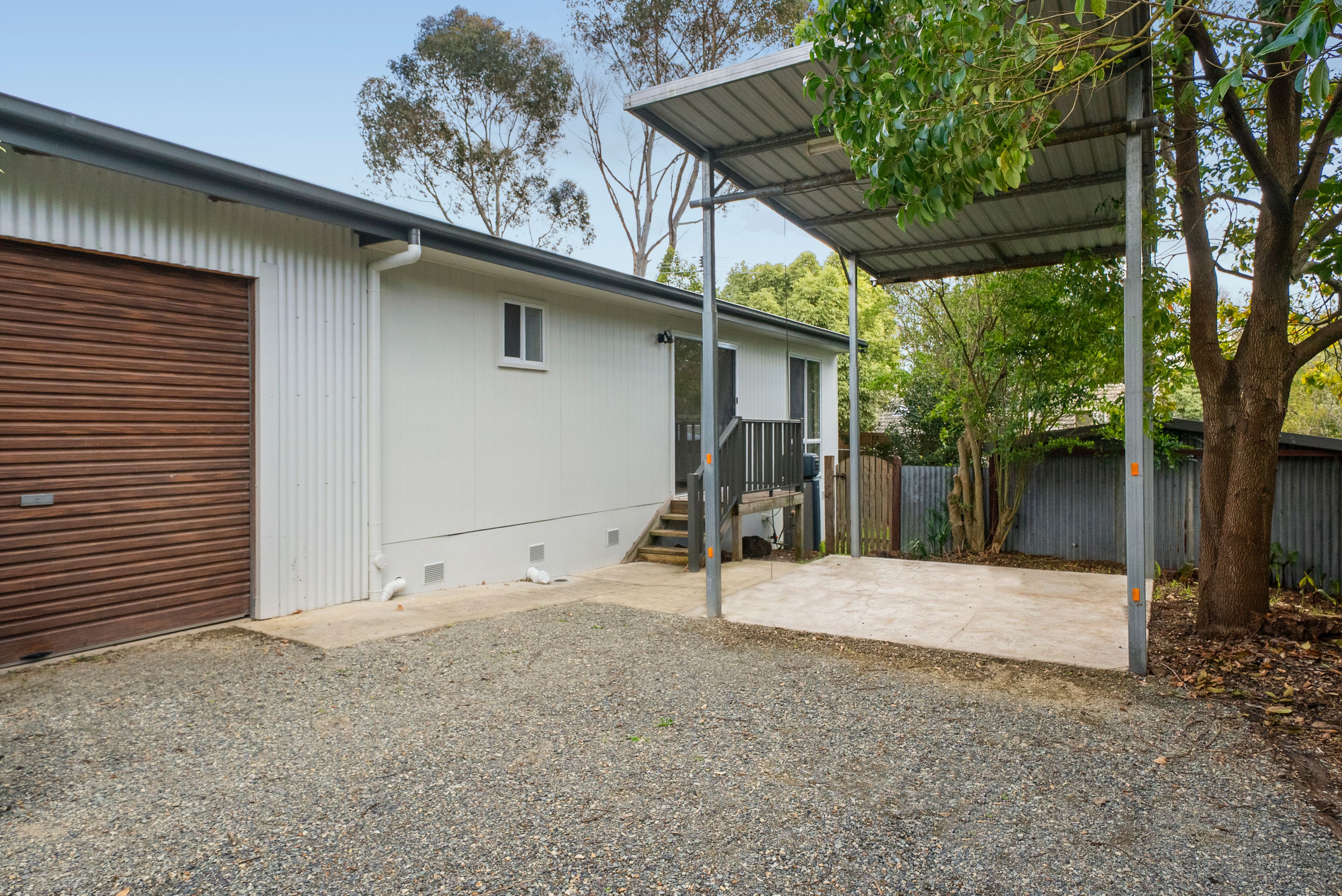 15a Boyana Crescent — photo 5 of 5