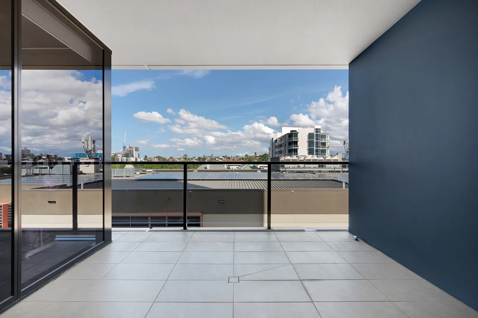 1056/9 Edmondstone Street, South Brisbane
