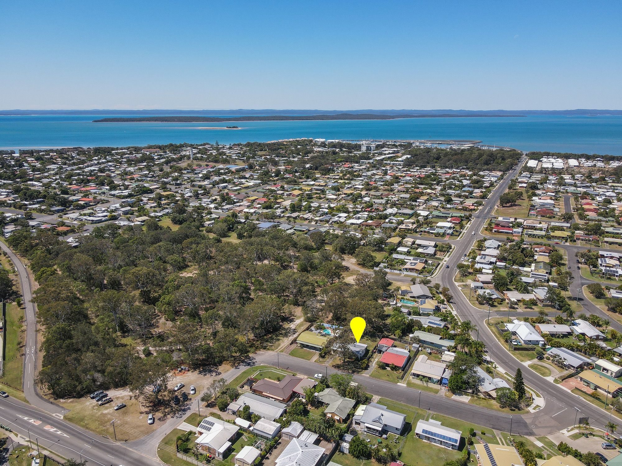 4 Riley Street, Urangan, QLD 4655