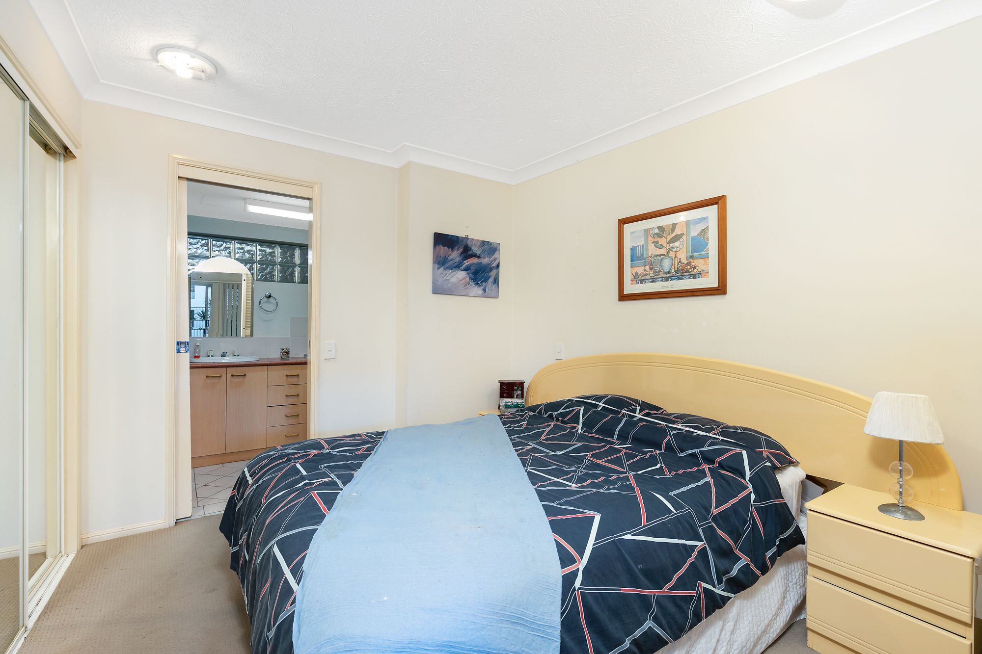 9/106 Marine Parade, SOUTHPORT BC, QLD 4215