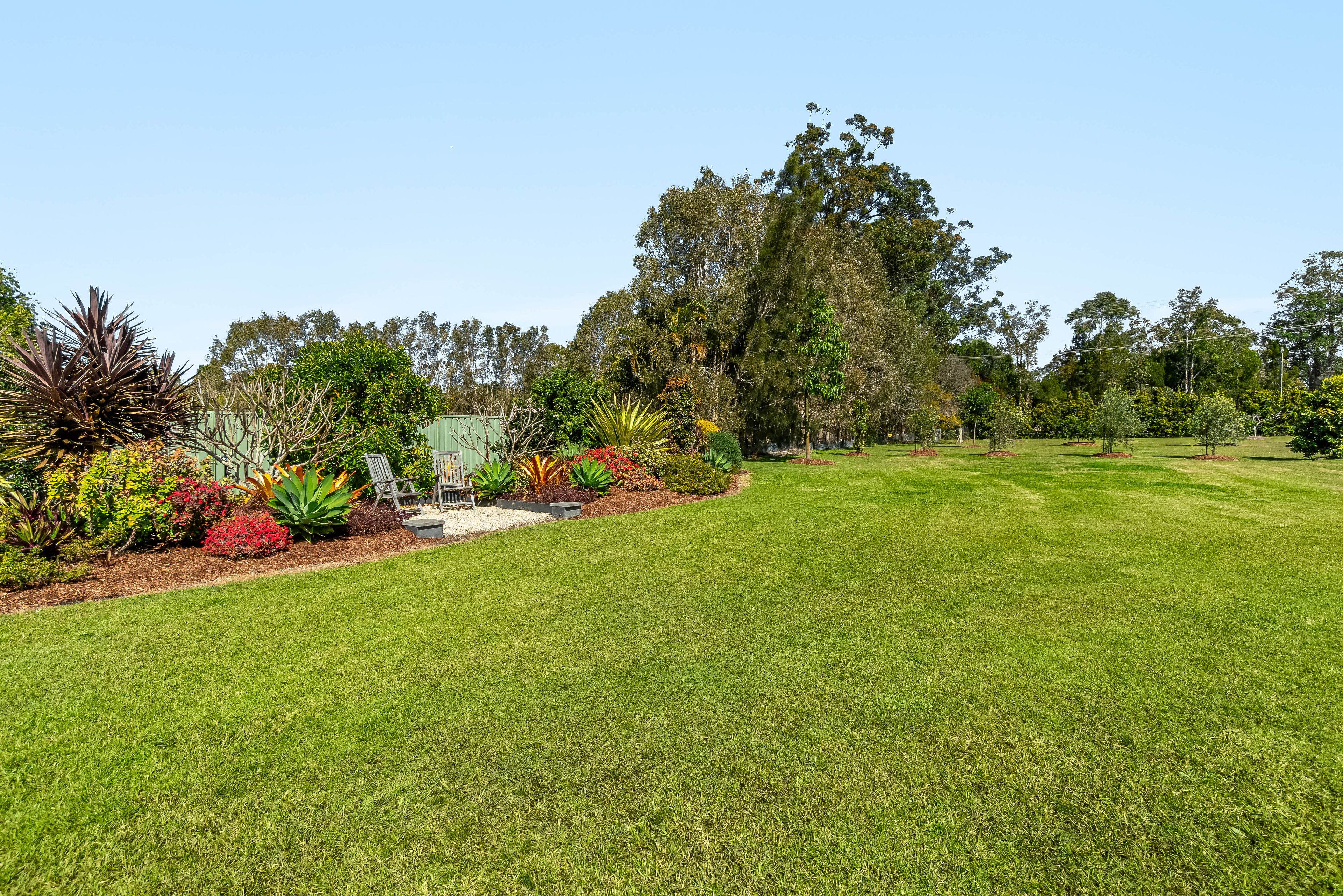 11 Parklands Drive — photo 18 of 22