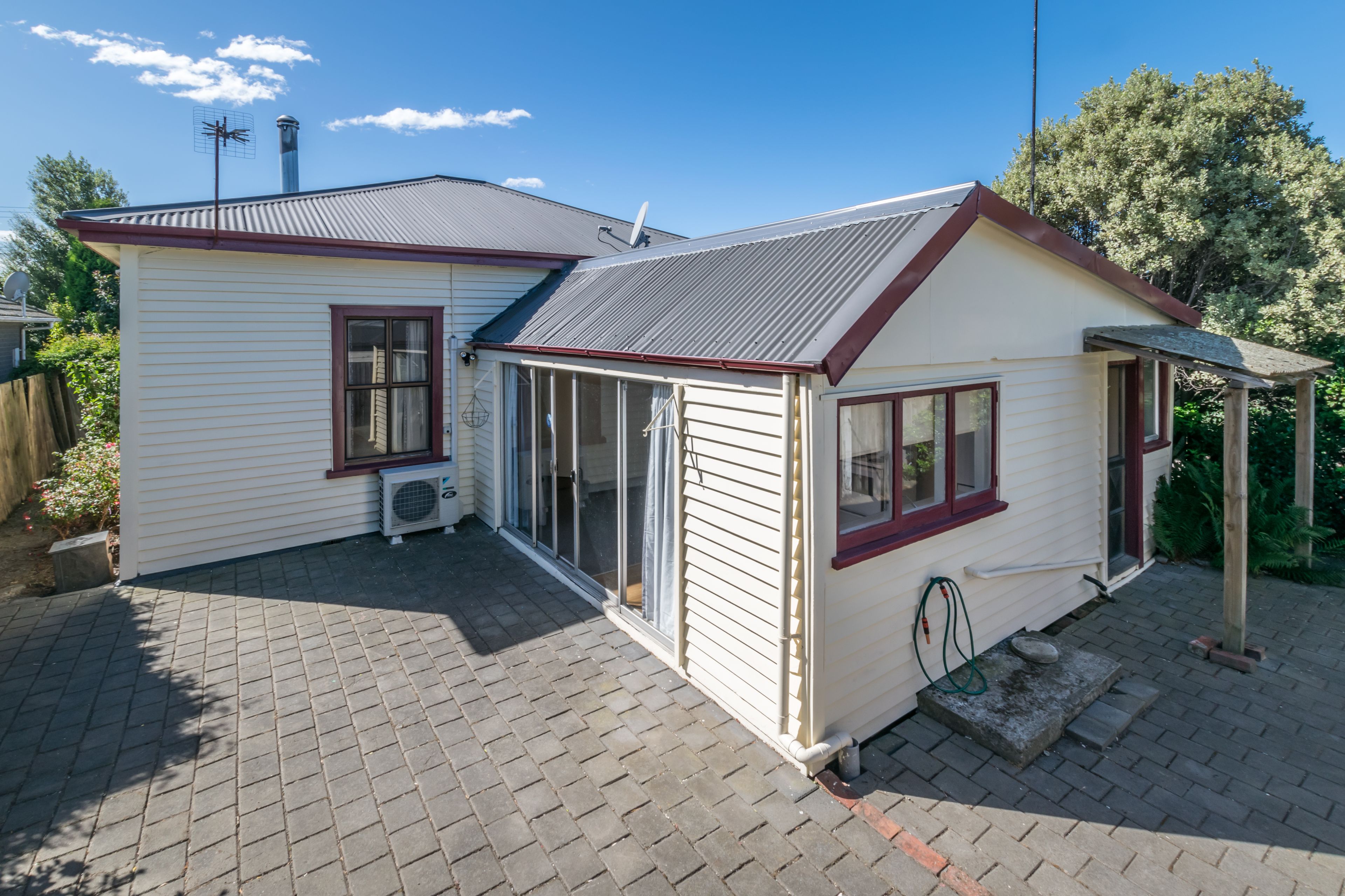 1/20 Neill Street, Hornby, Christchurch City