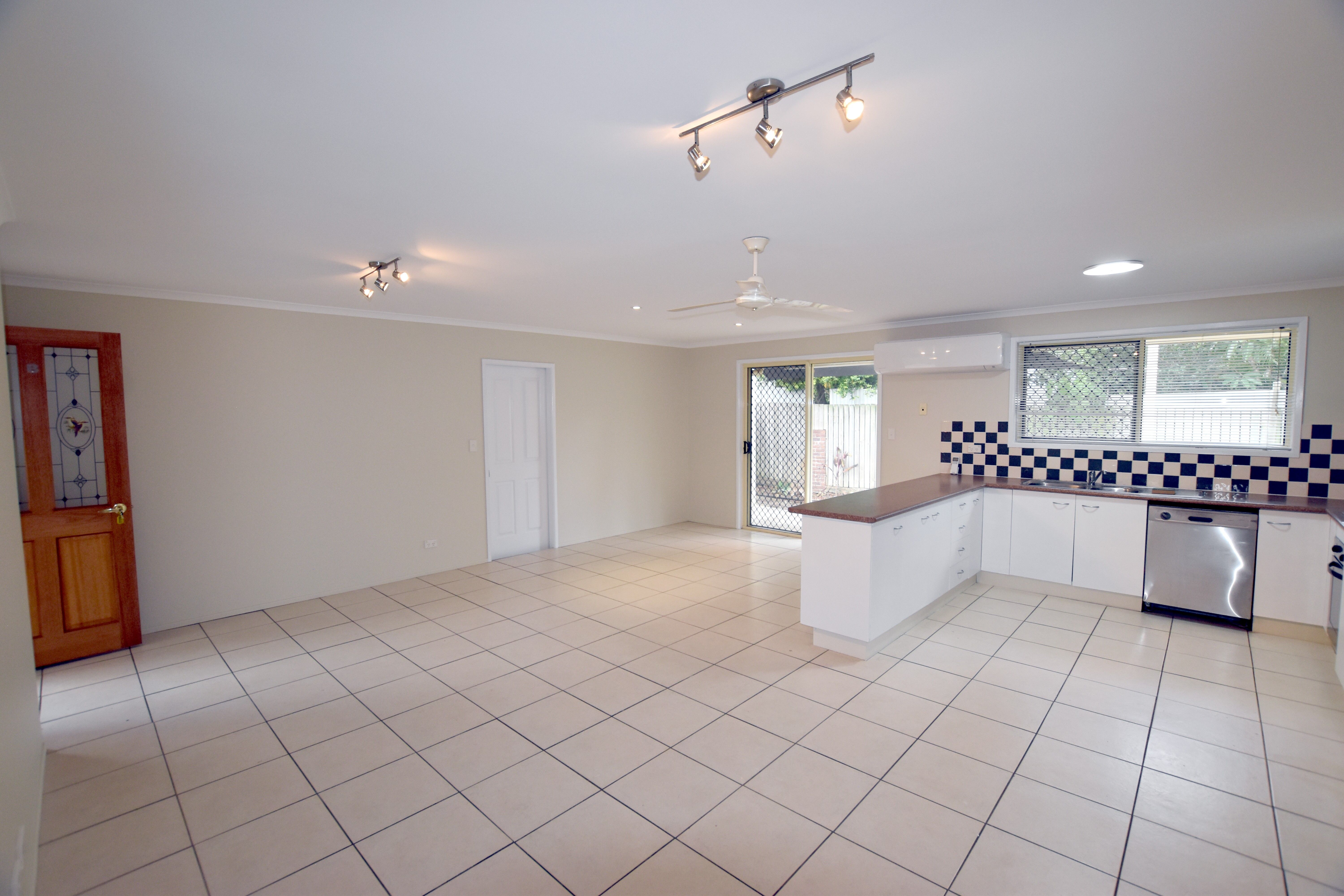 9B Windward Passage, South Gladstone, QLD 4680
