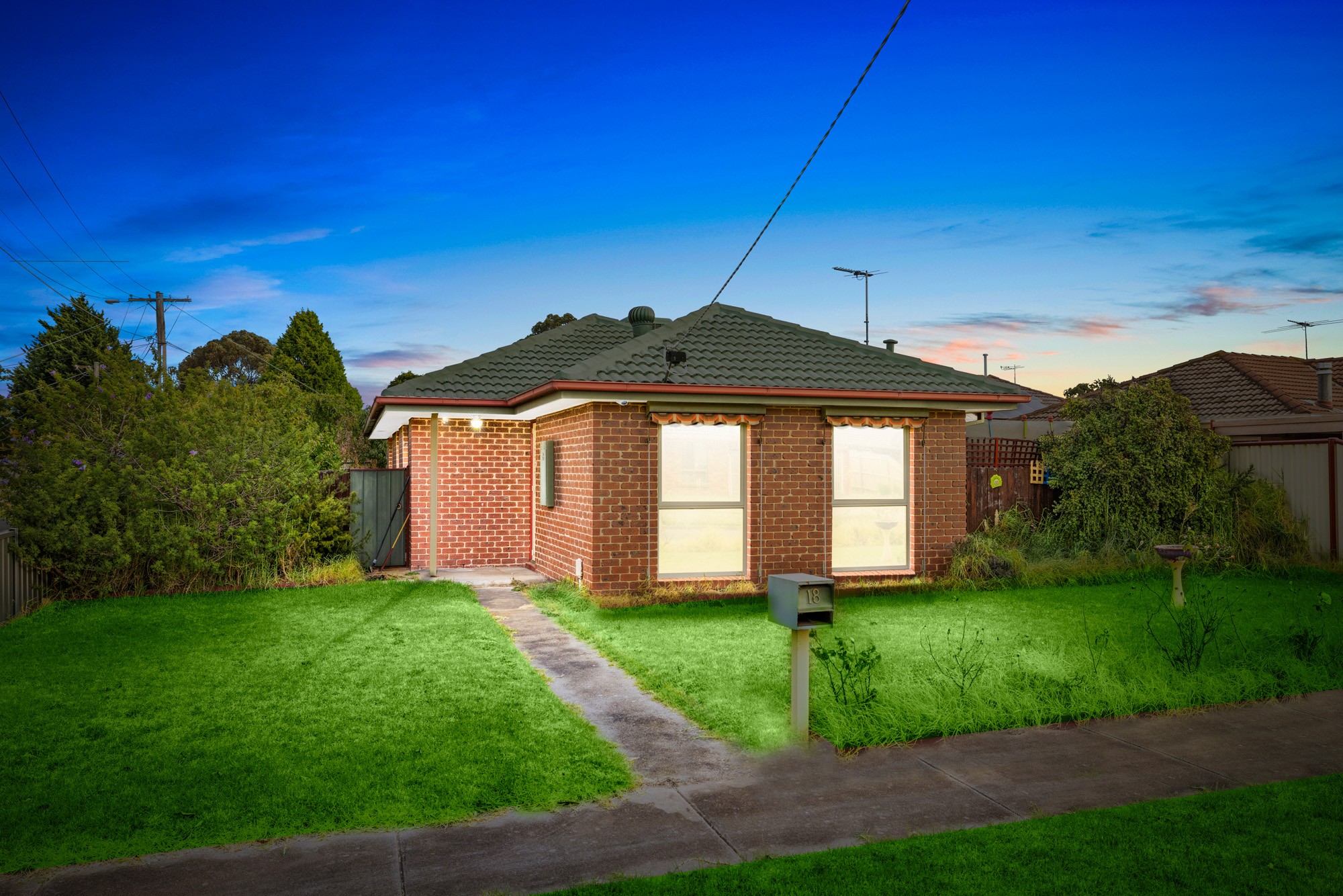 18 Daphne Crescent, Werribee, VIC 3030