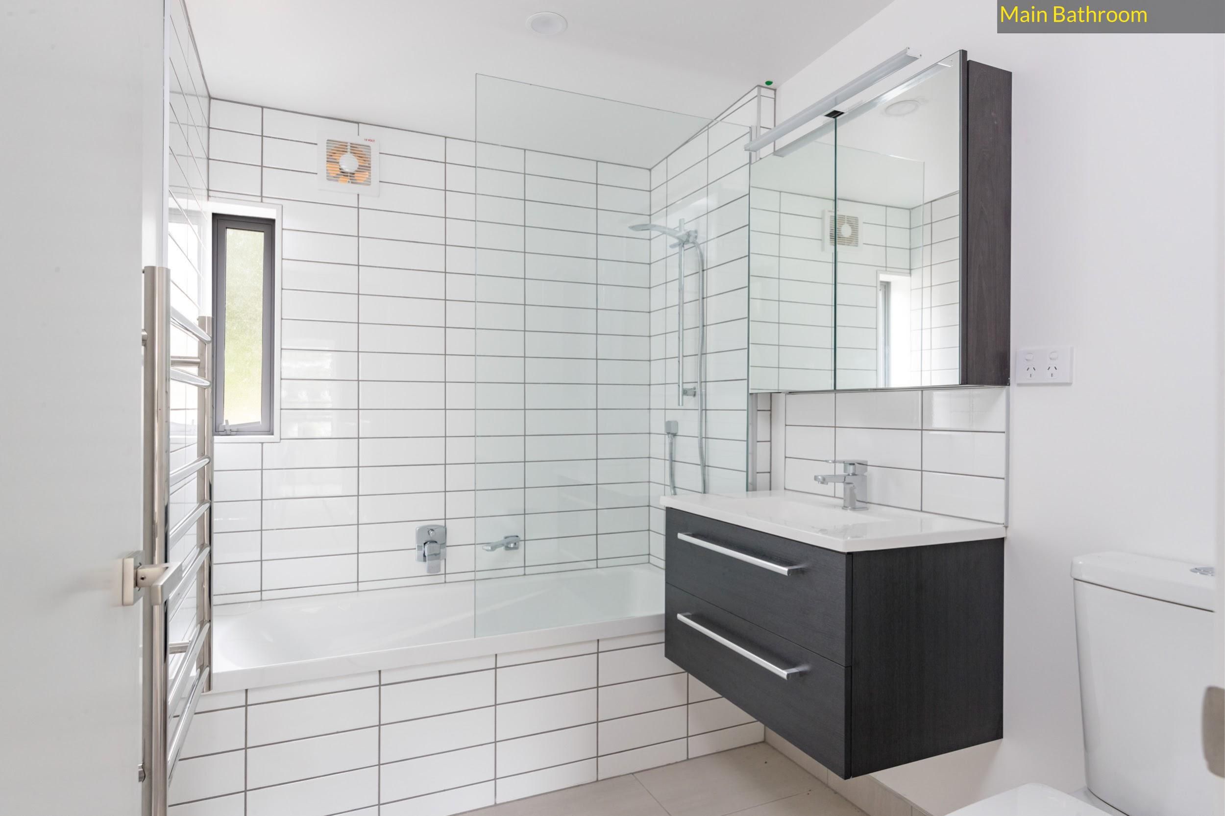 4/7 Handyside Street, Tawa, Wellington City