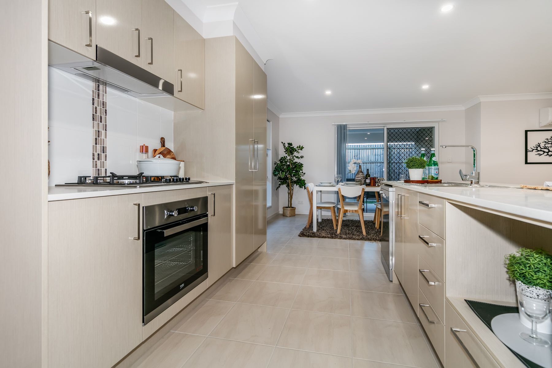 11 Mica Street, Yarrabilba, QLD 4207