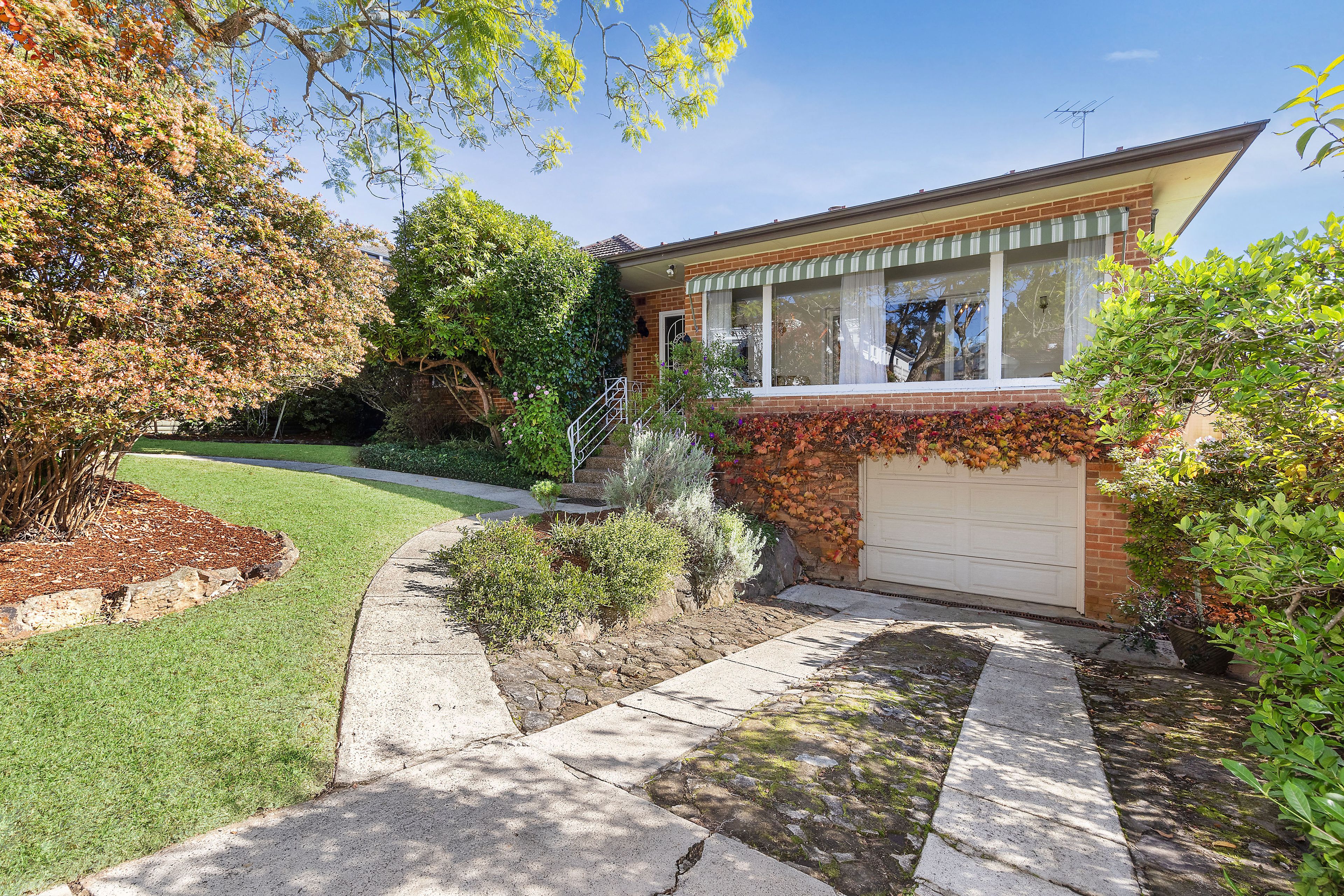 30 Fairlawn Avenue, Turramurra, NSW 2074