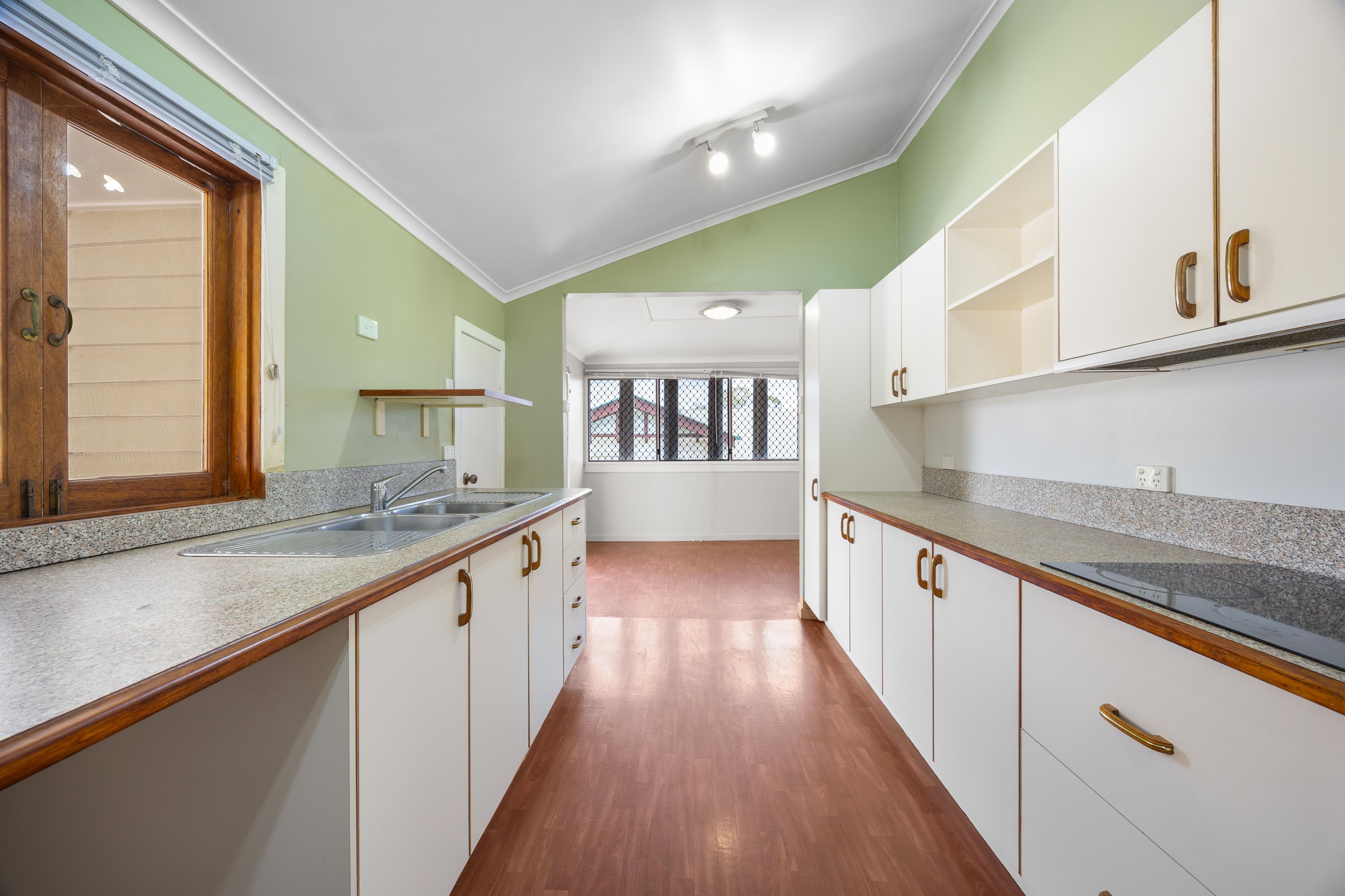 45 Eden Street — photo 3 of 25