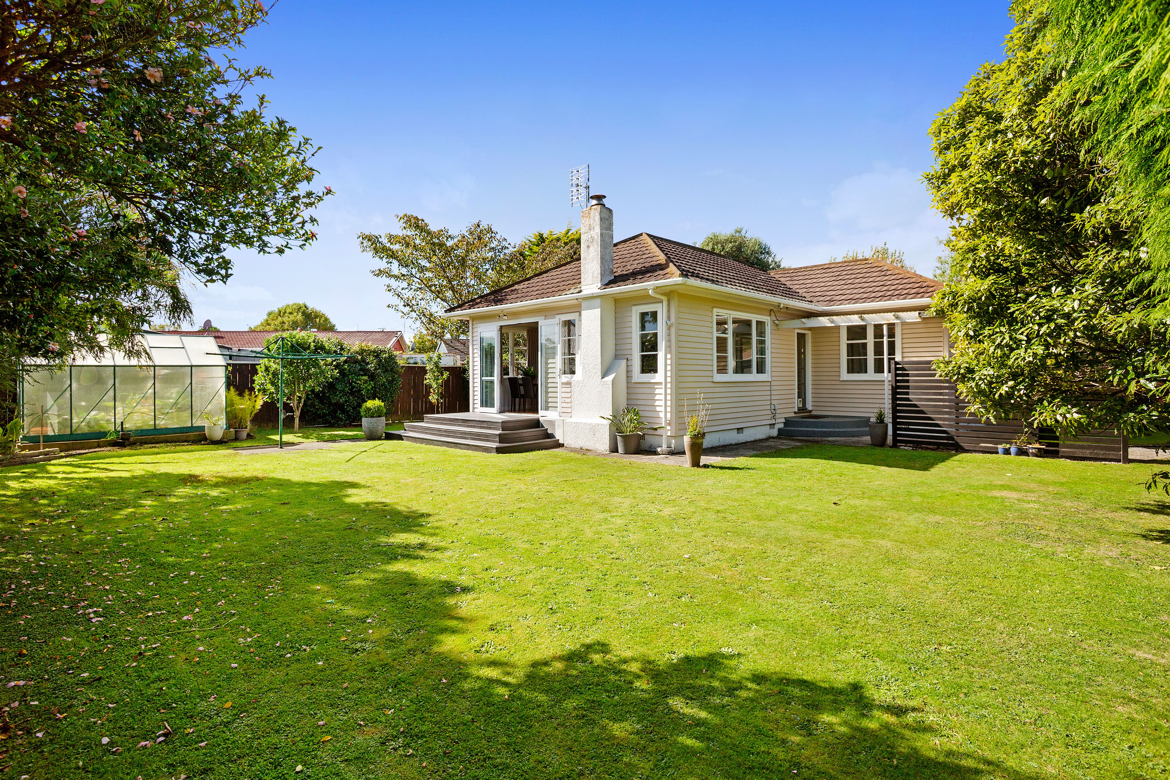 19 Naenae Road, Naenae, Lower Hutt City