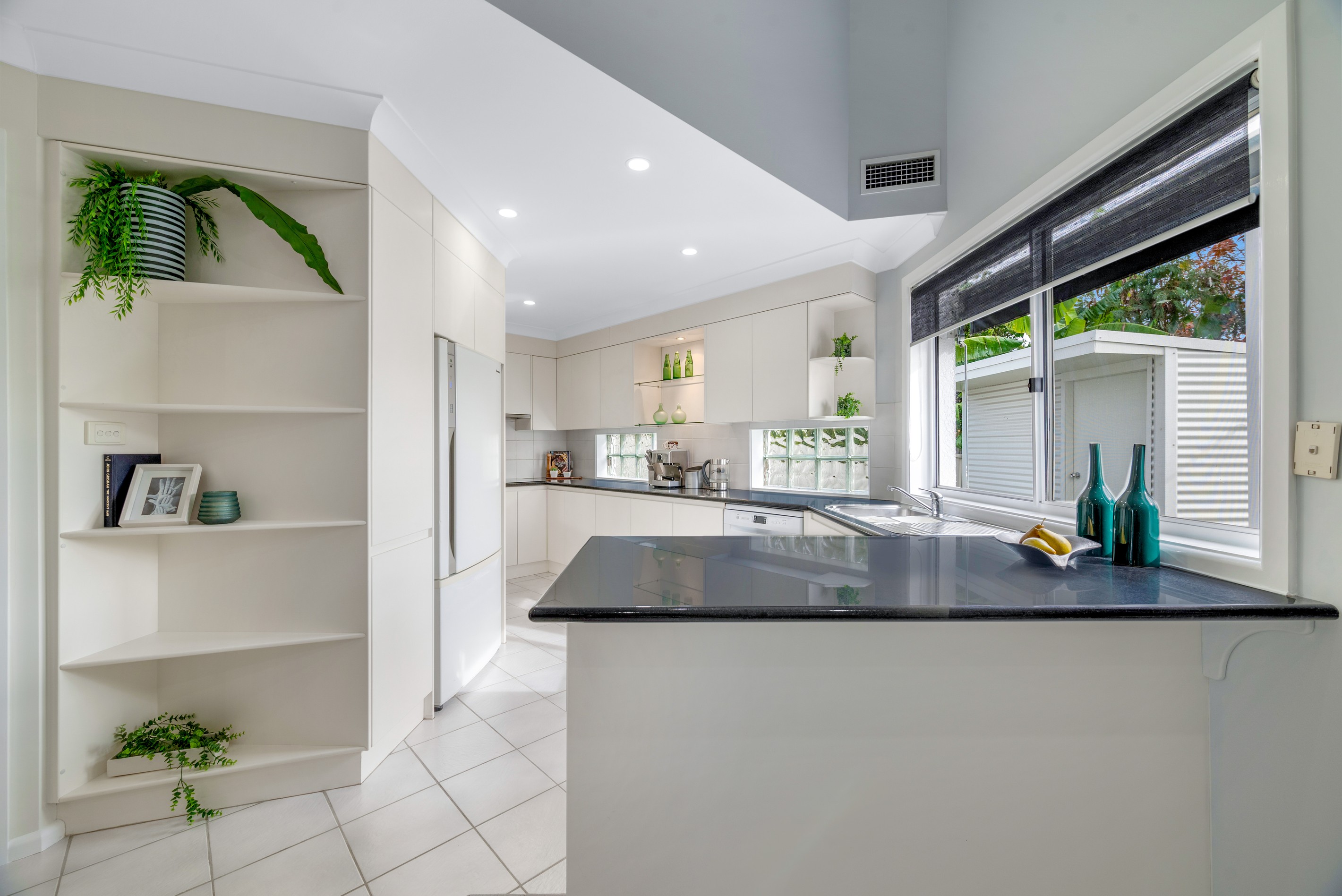 10 Heliodor Place, Eagle Vale, NSW 2558