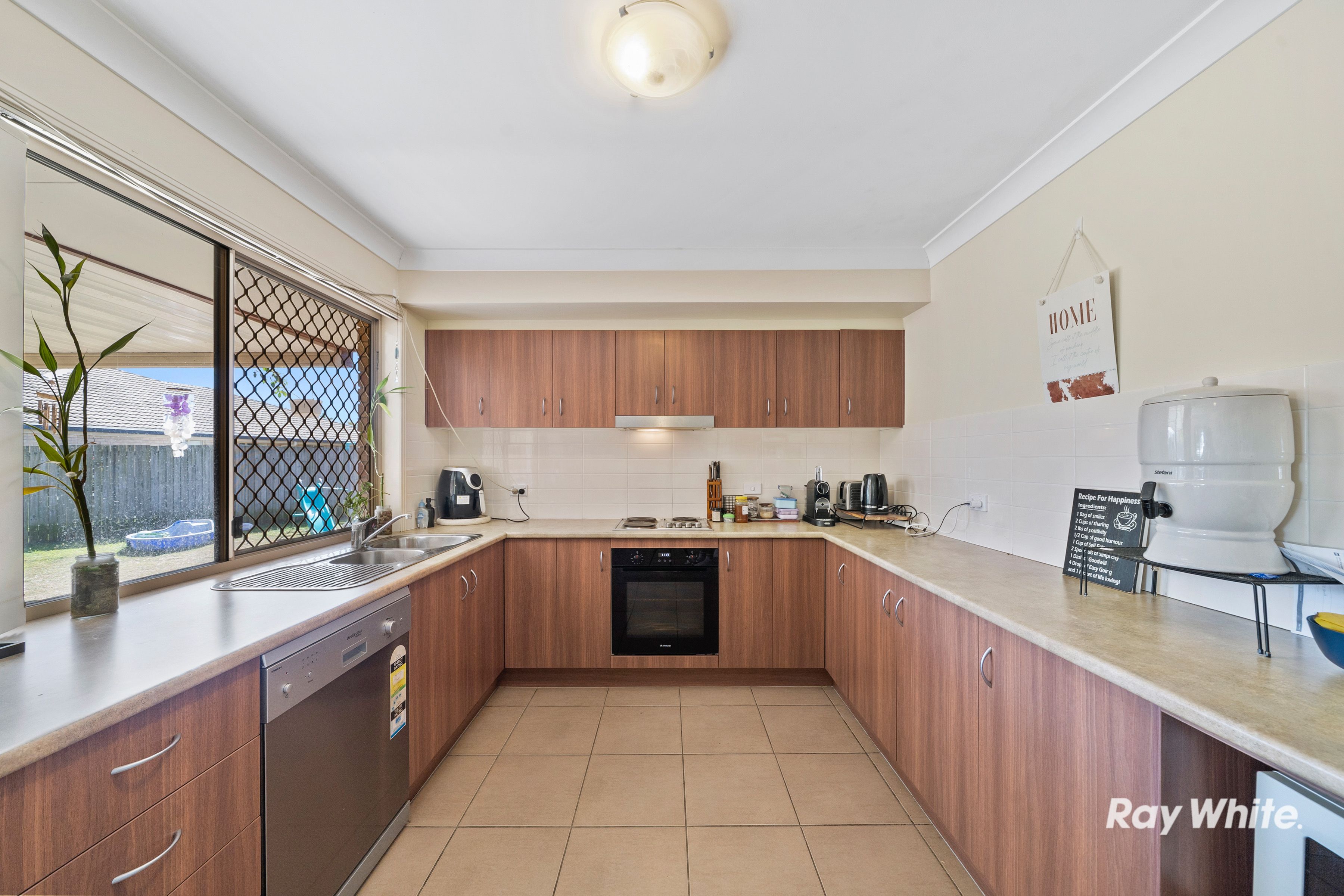7 Hugo Drive, Beaudesert, QLD 4285