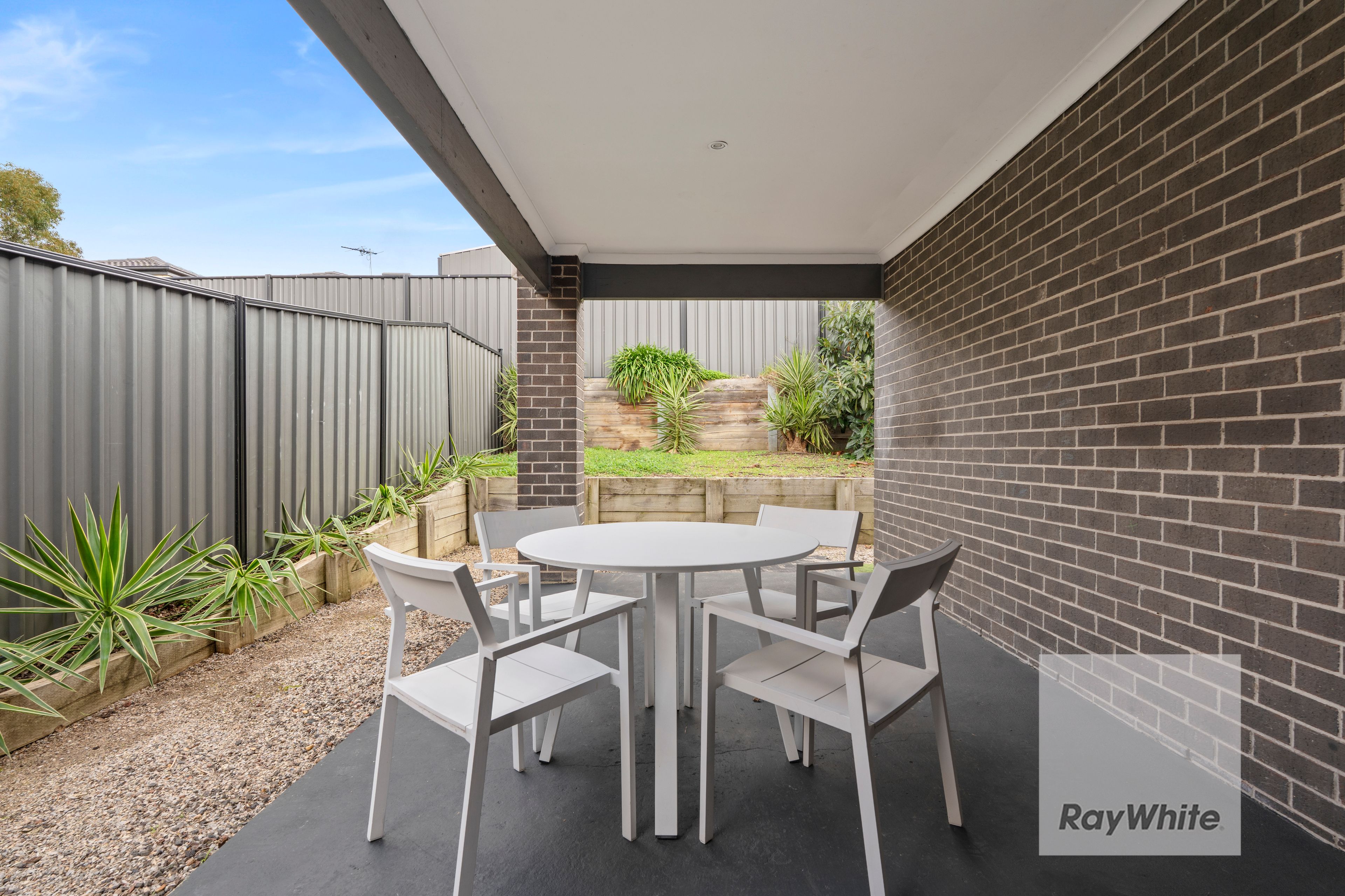 12 Jackaroo Street — photo 16 of 19