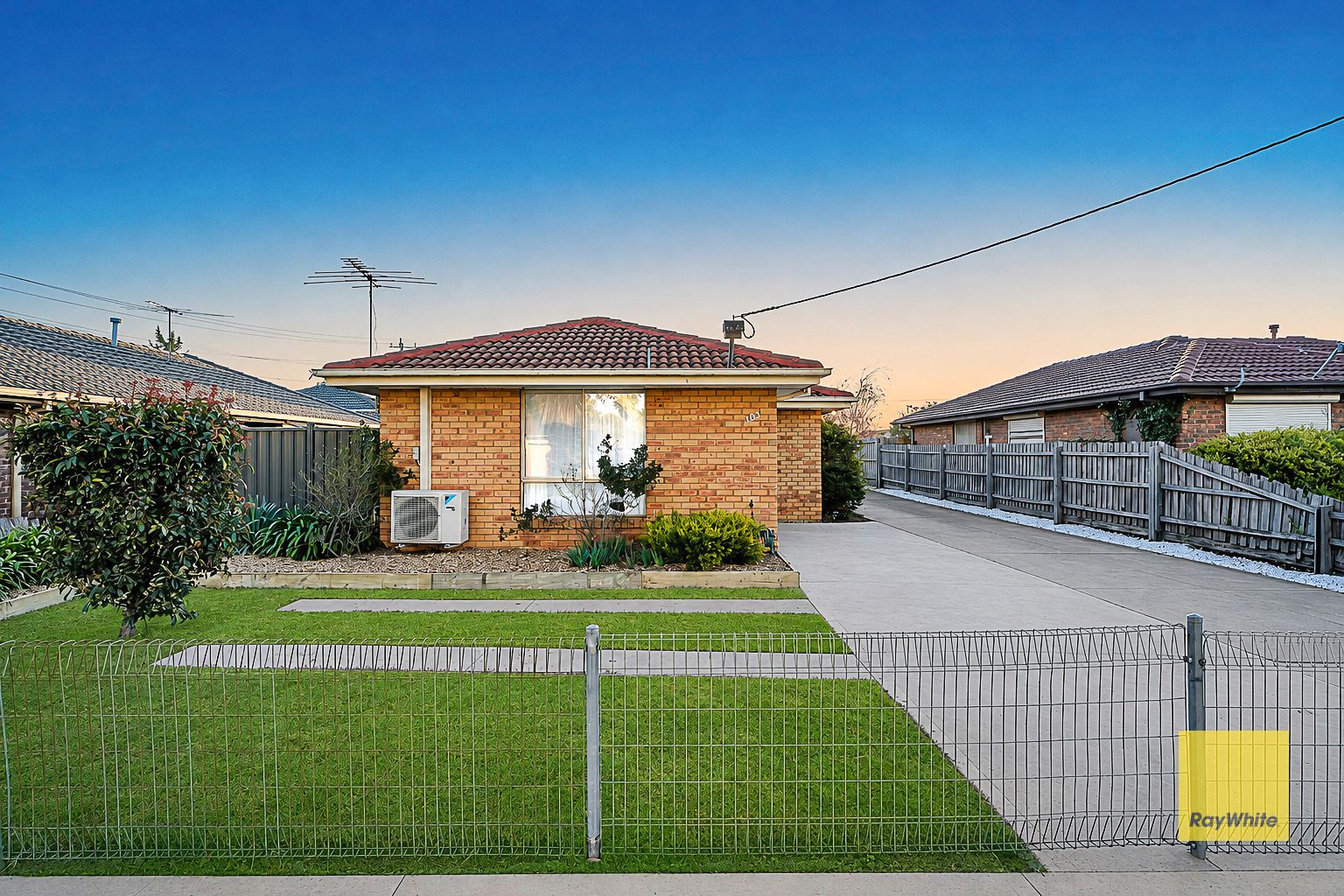 1/103 Rosella Avenue — photo from Ray White Hoppers Crossing