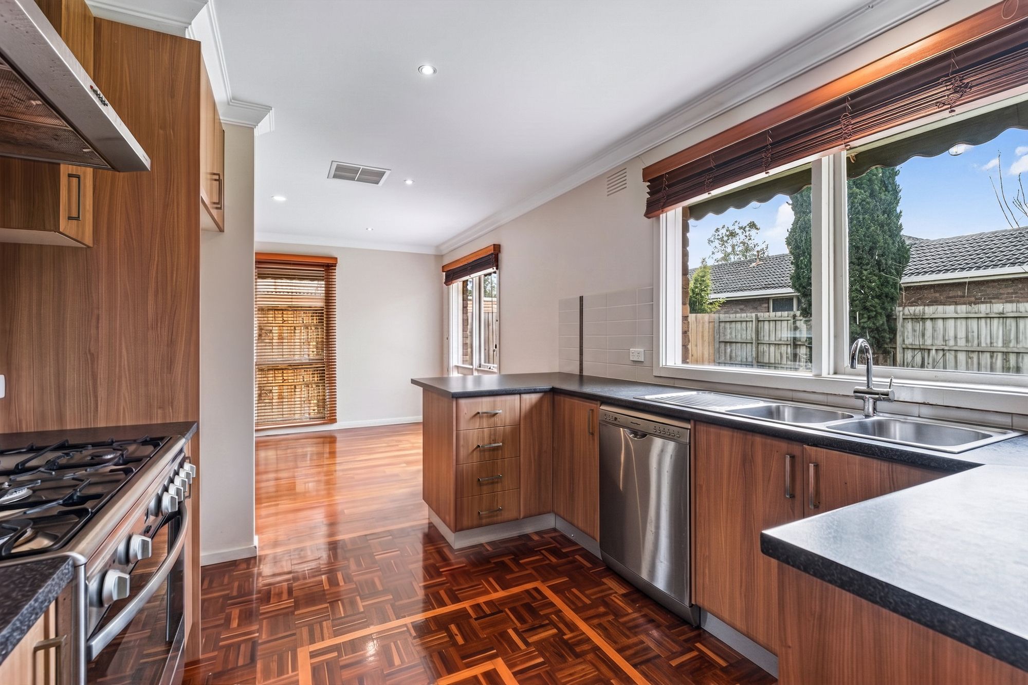 7 Tanner Street — photo 7 of 19