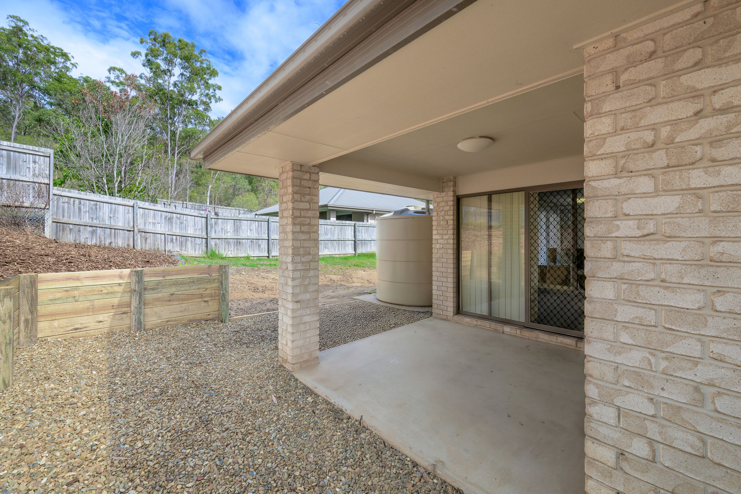 44 Iris Road — photo 14 of 17