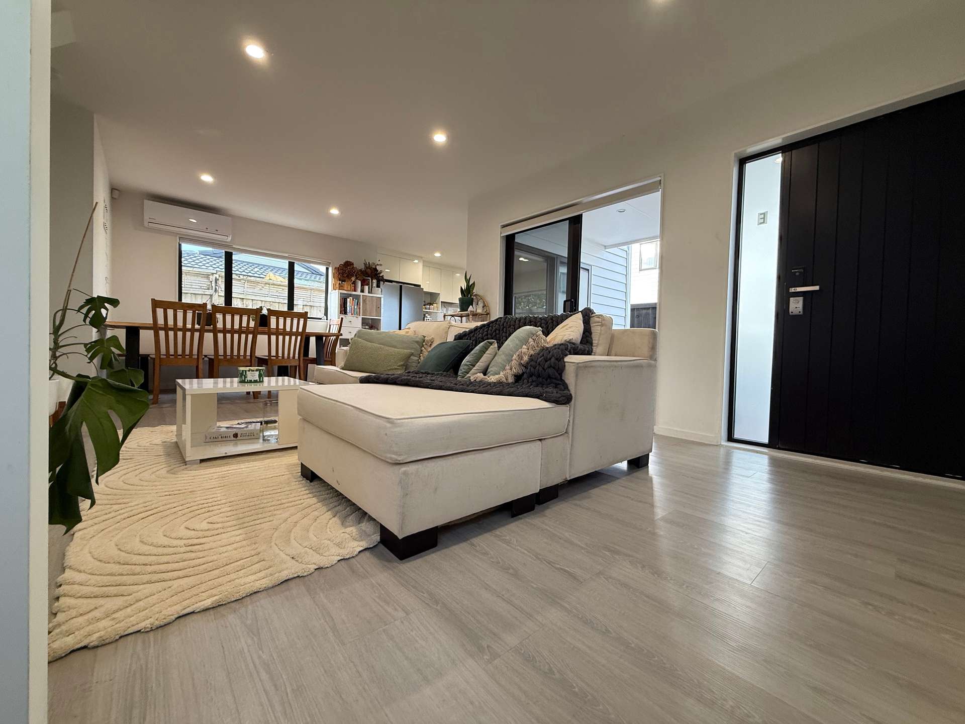 52E Tapu Road photo 2