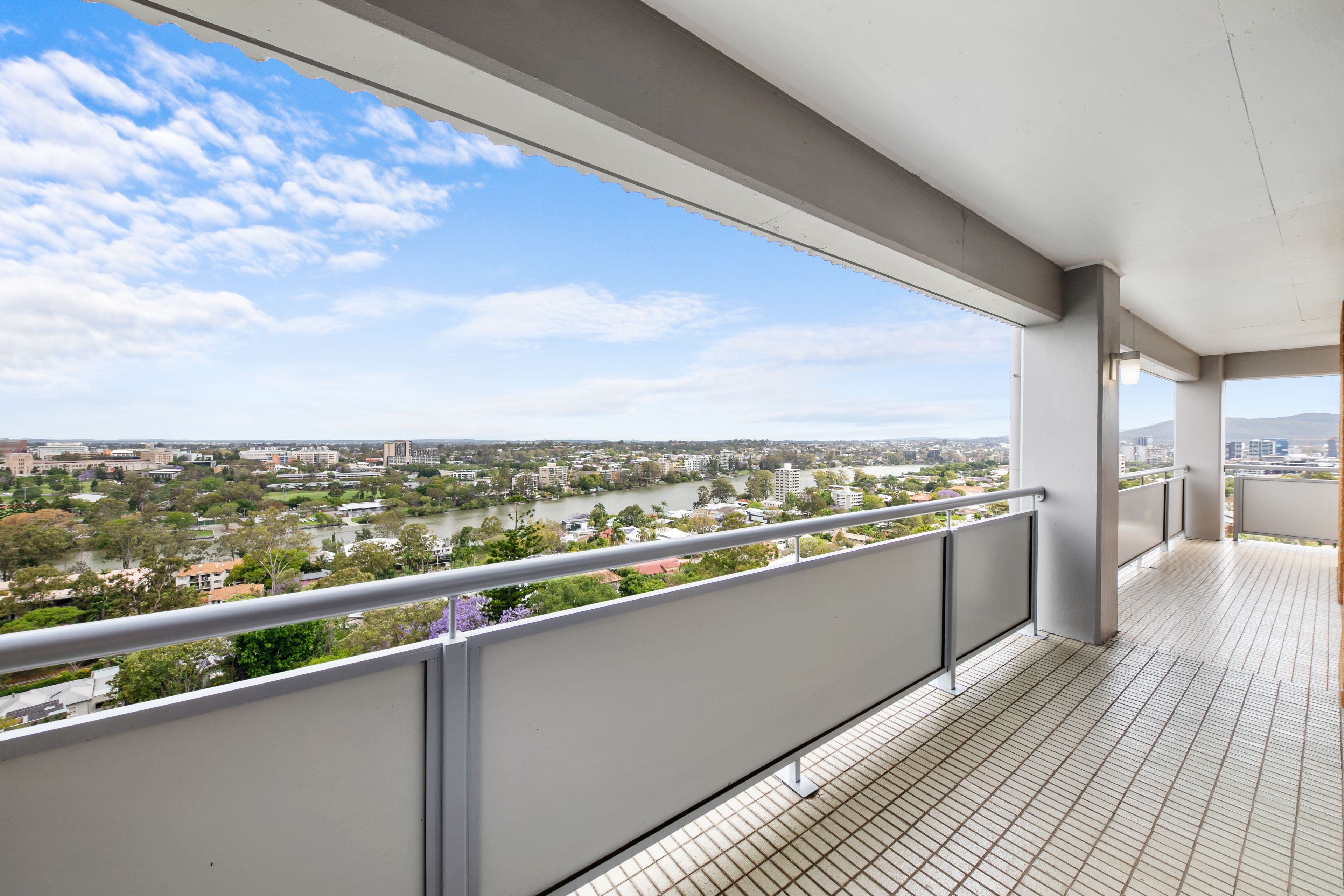 91 Dornoch Terrace, Highgate Hill QLD 4101