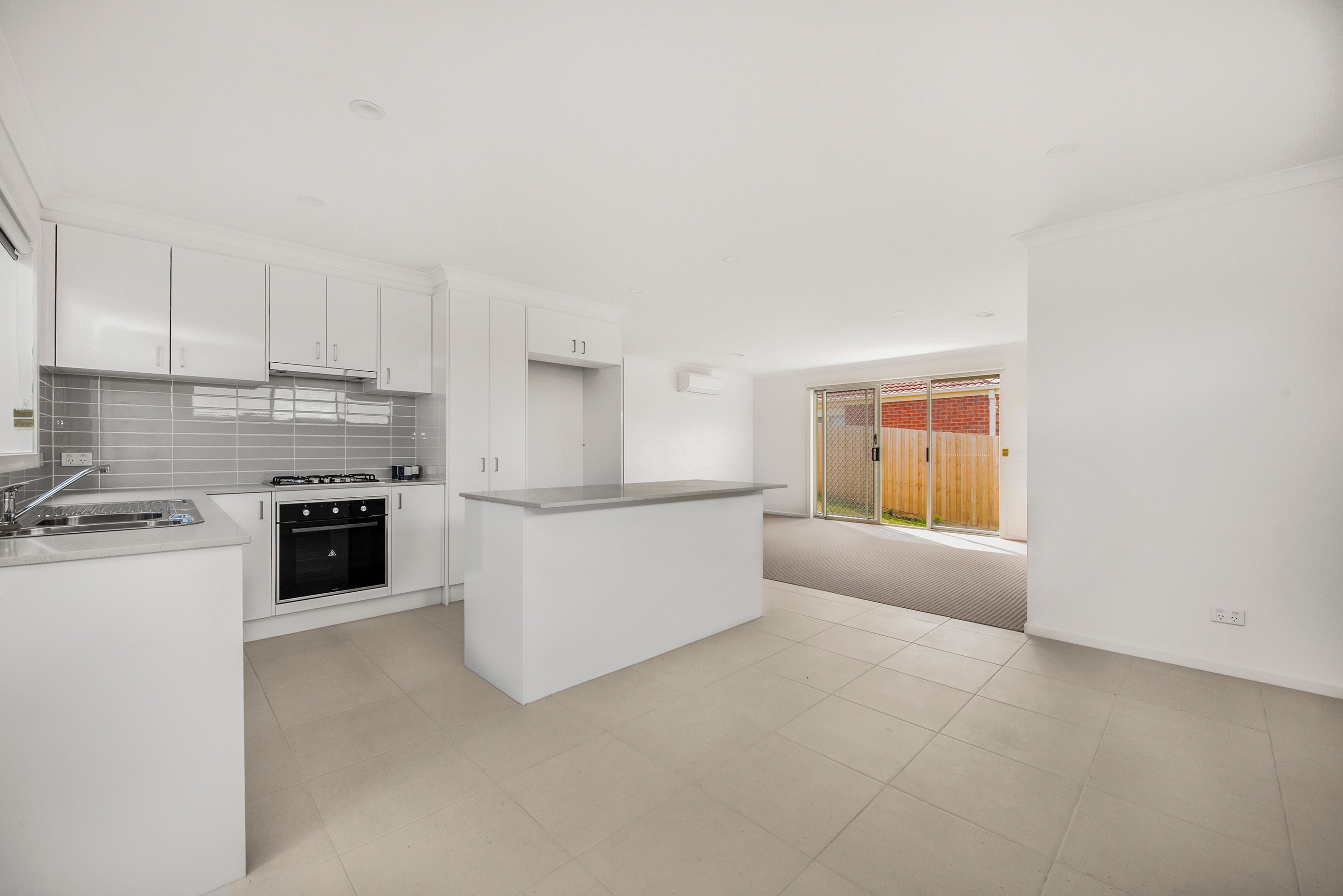 28 Expedition Circuit, Pakenham, VIC 3810