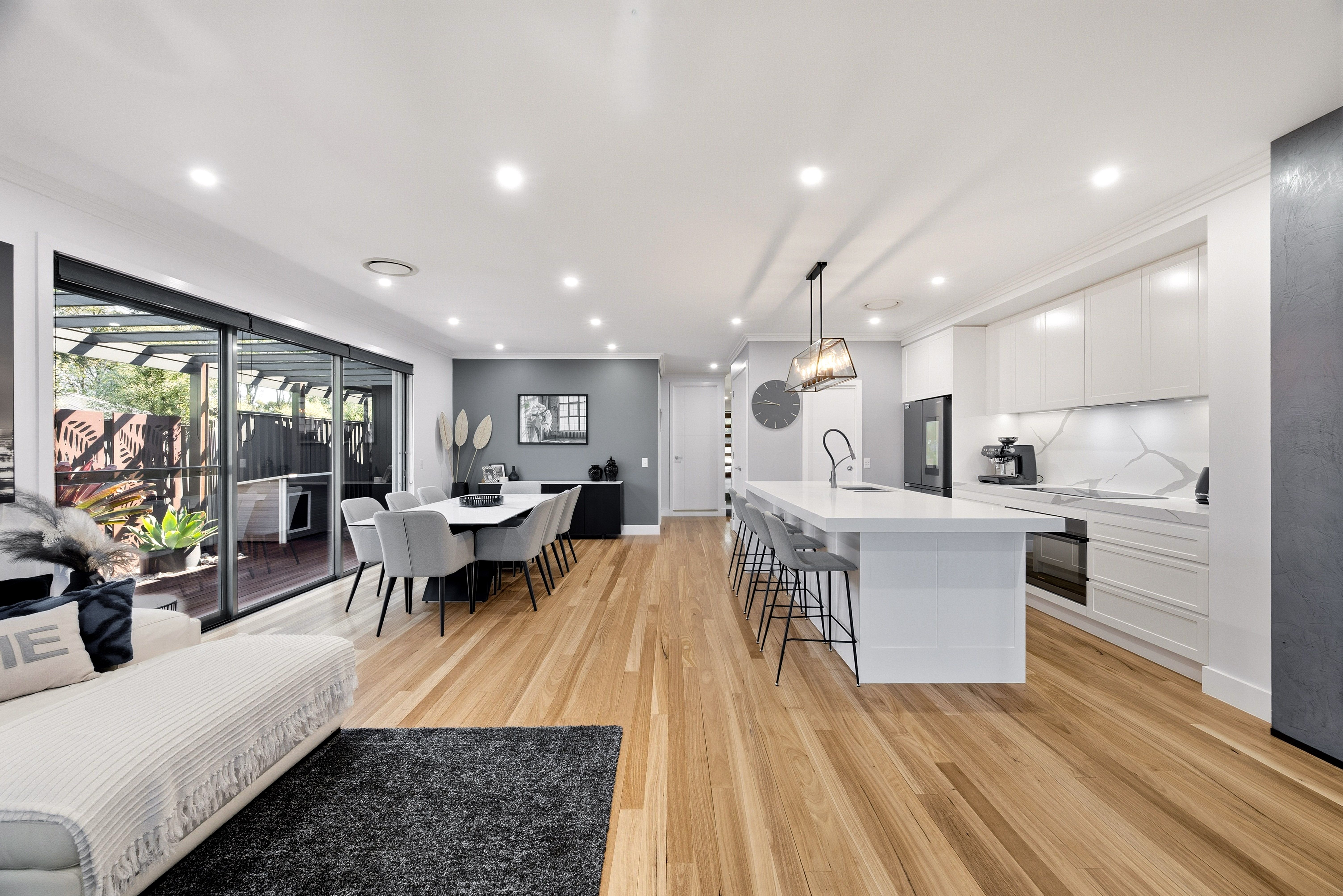 32 Manifold Crescent, Glenmore Park, NSW 2745