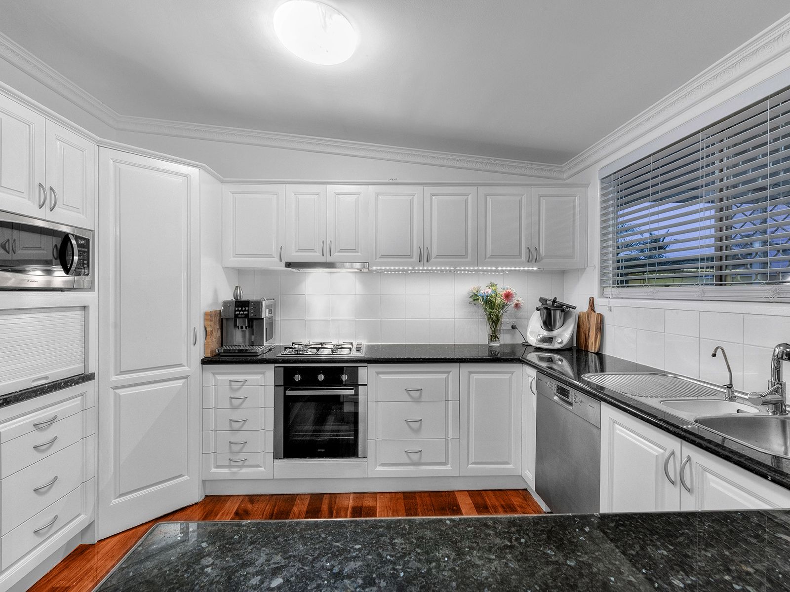 97 Lanham Avenue, Grange, QLD 4051