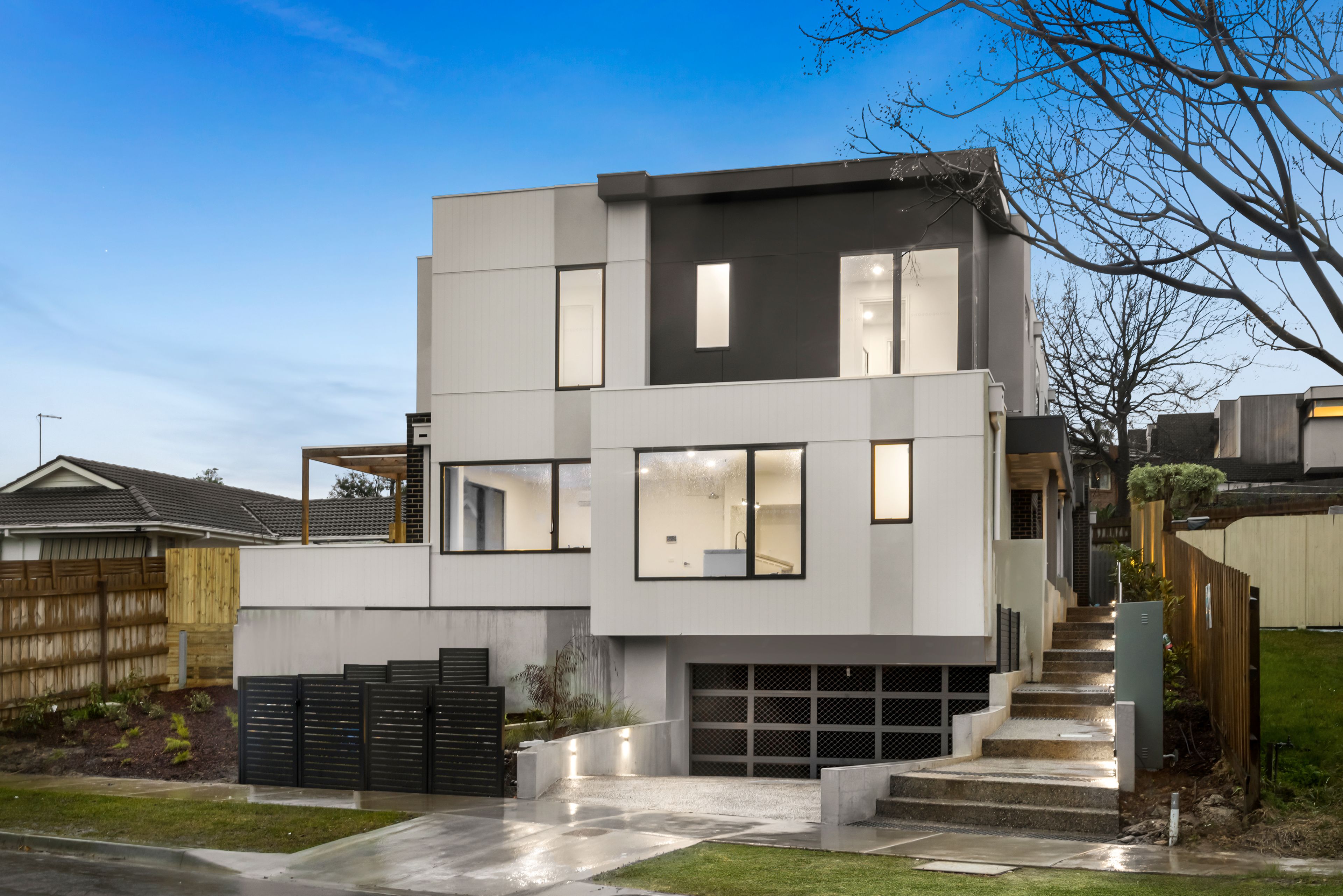 5 Saxon Street, Doncaster VIC 3108