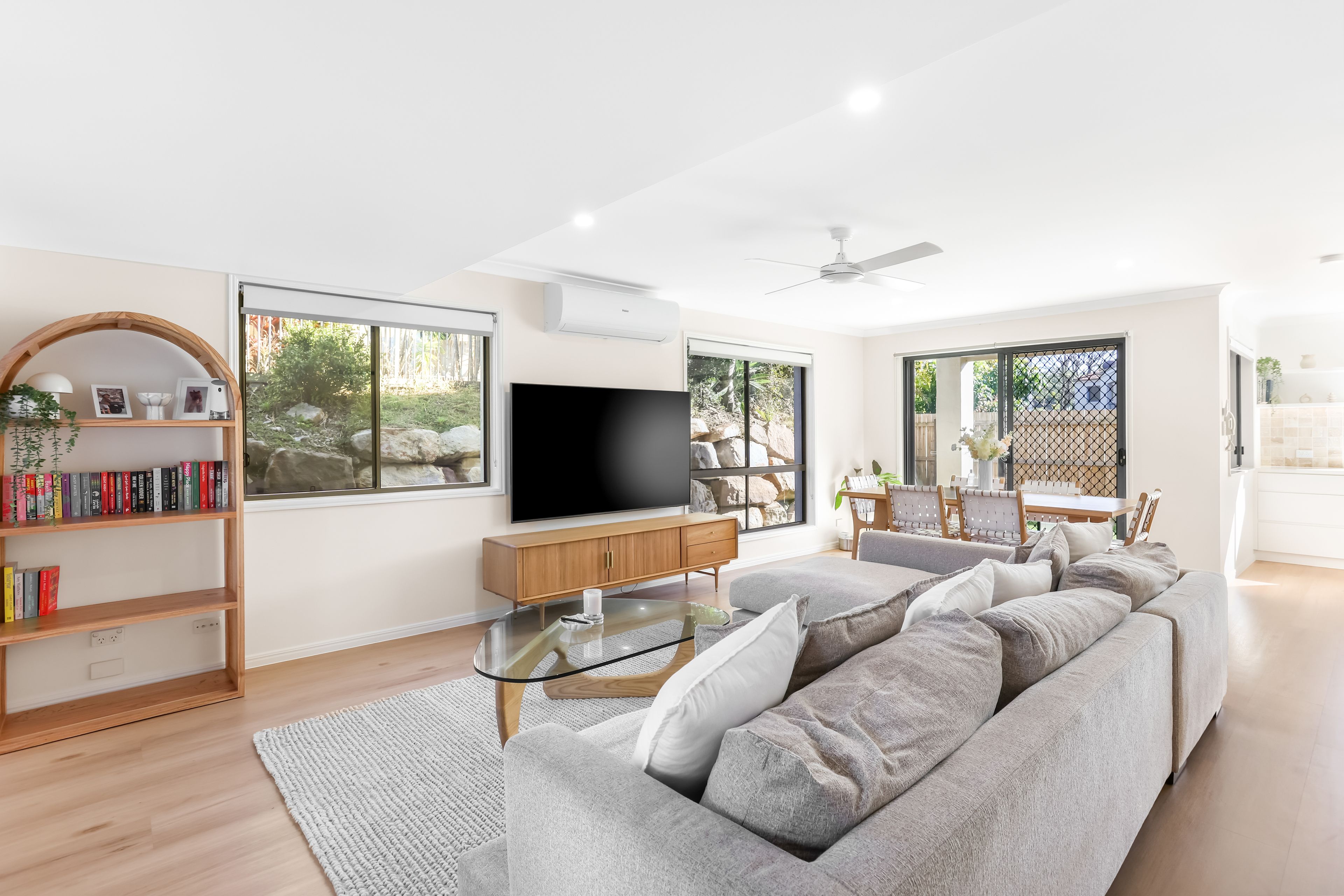 29/1 Santa Isobel Boulevard, Pacific Pines, QLD 4211