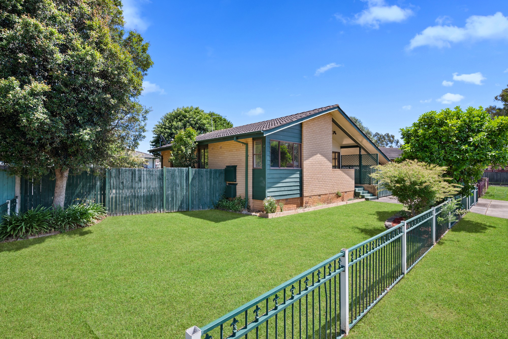 5 Coonong Way, Airds, NSW 2560