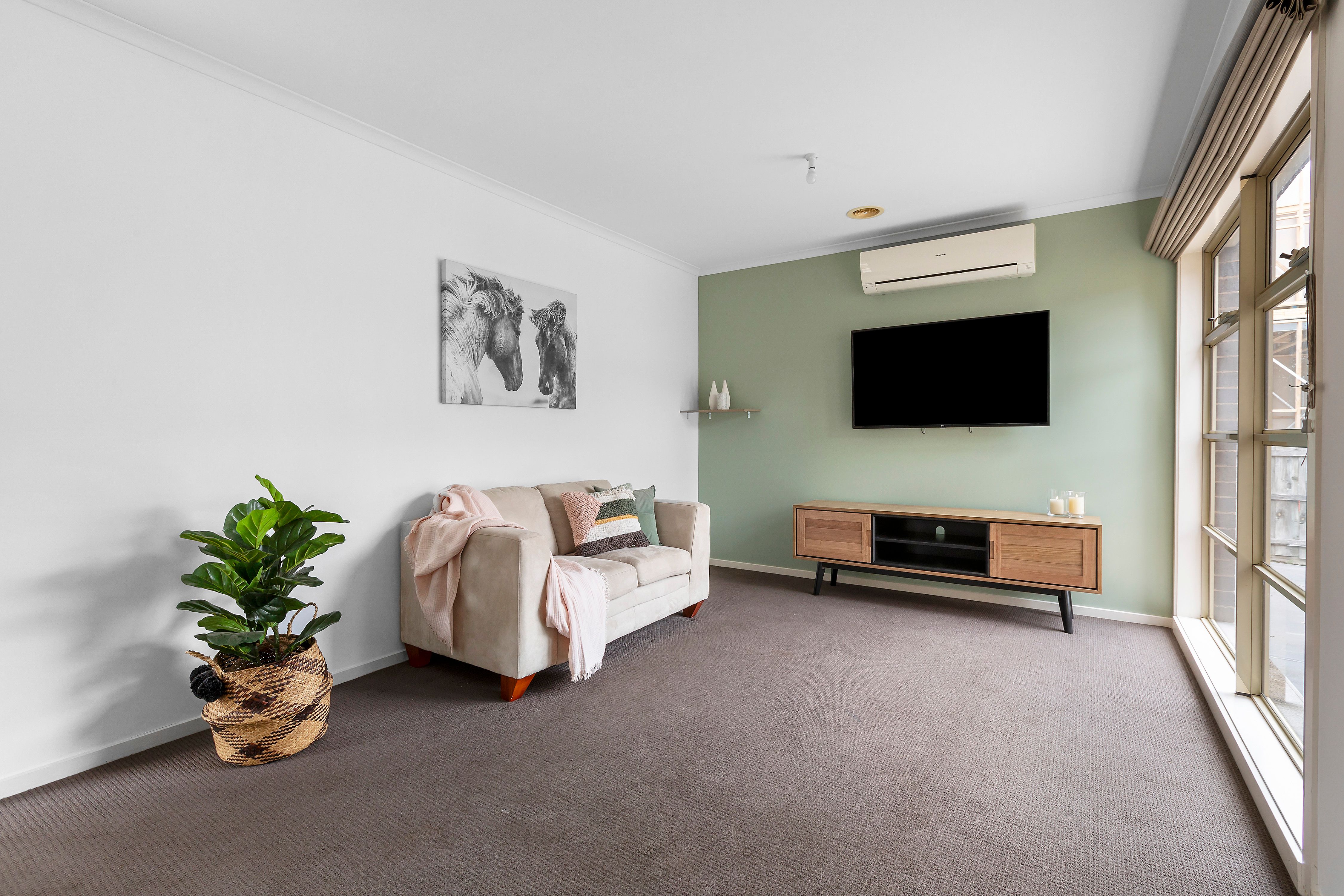 2/5 Rosslyn Avenue, Seaford, VIC 3198