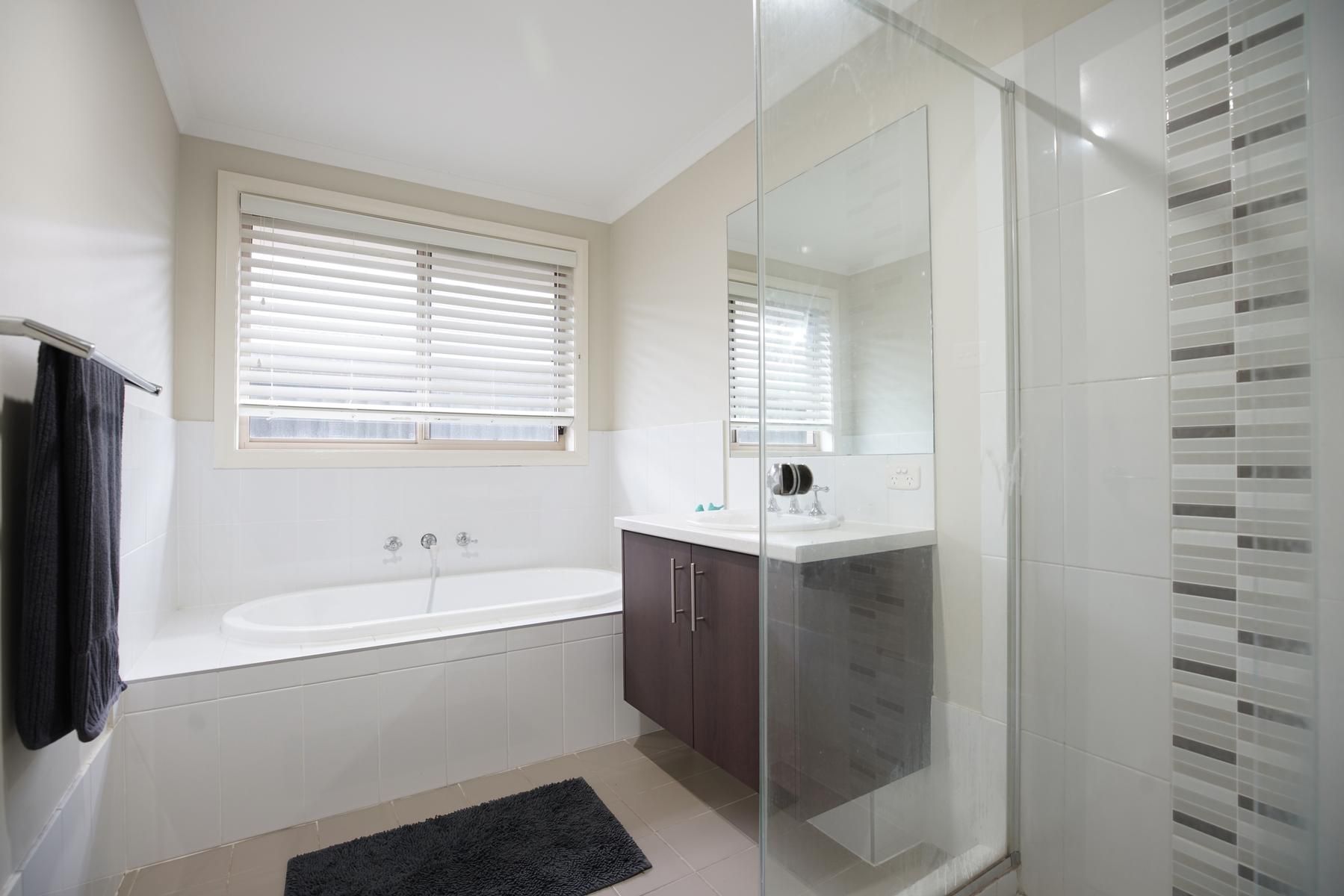 5 Nelson Street, JORDAN SPRINGS, NSW 2747