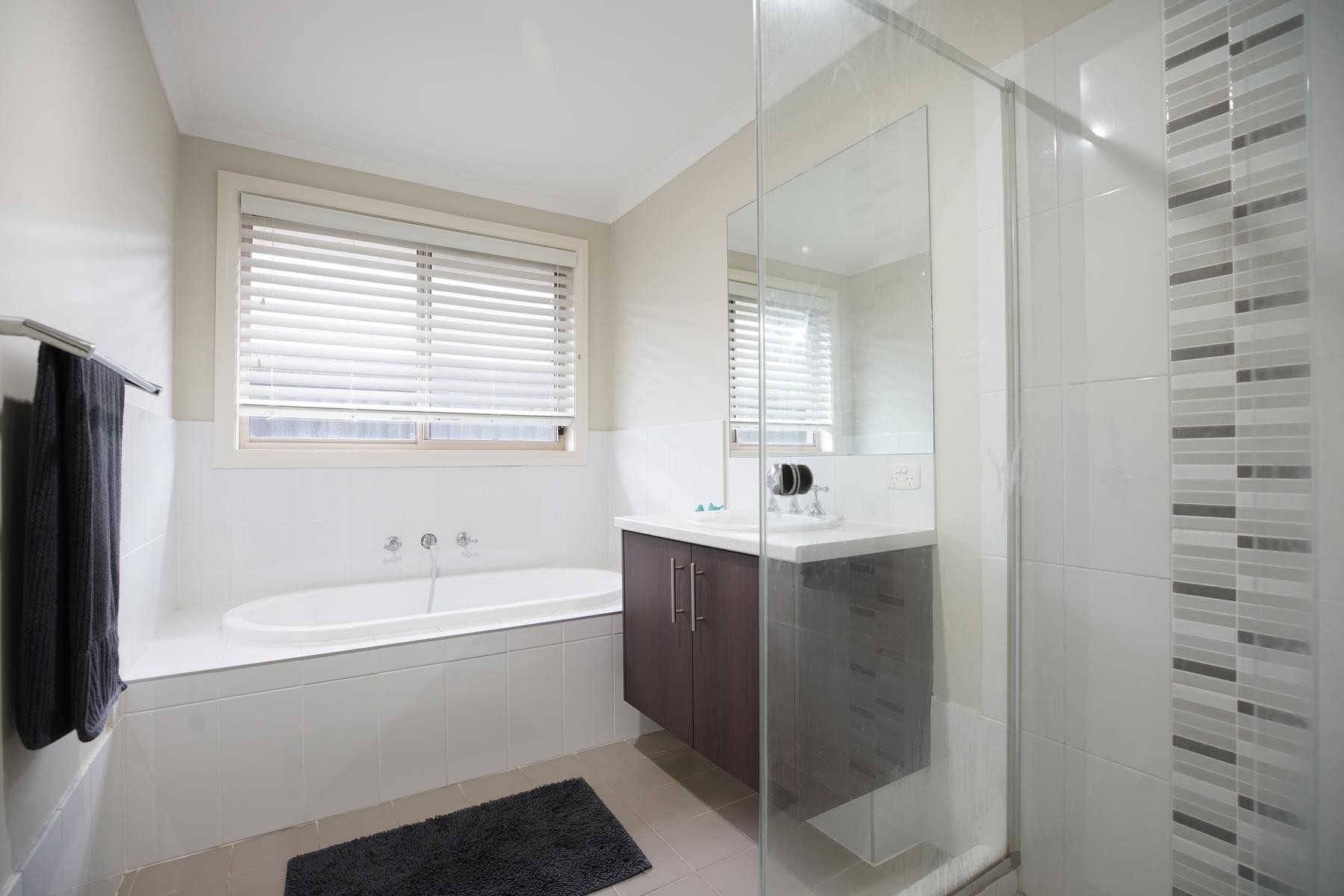 5 Nelson Street, JORDAN SPRINGS, NSW 2747
