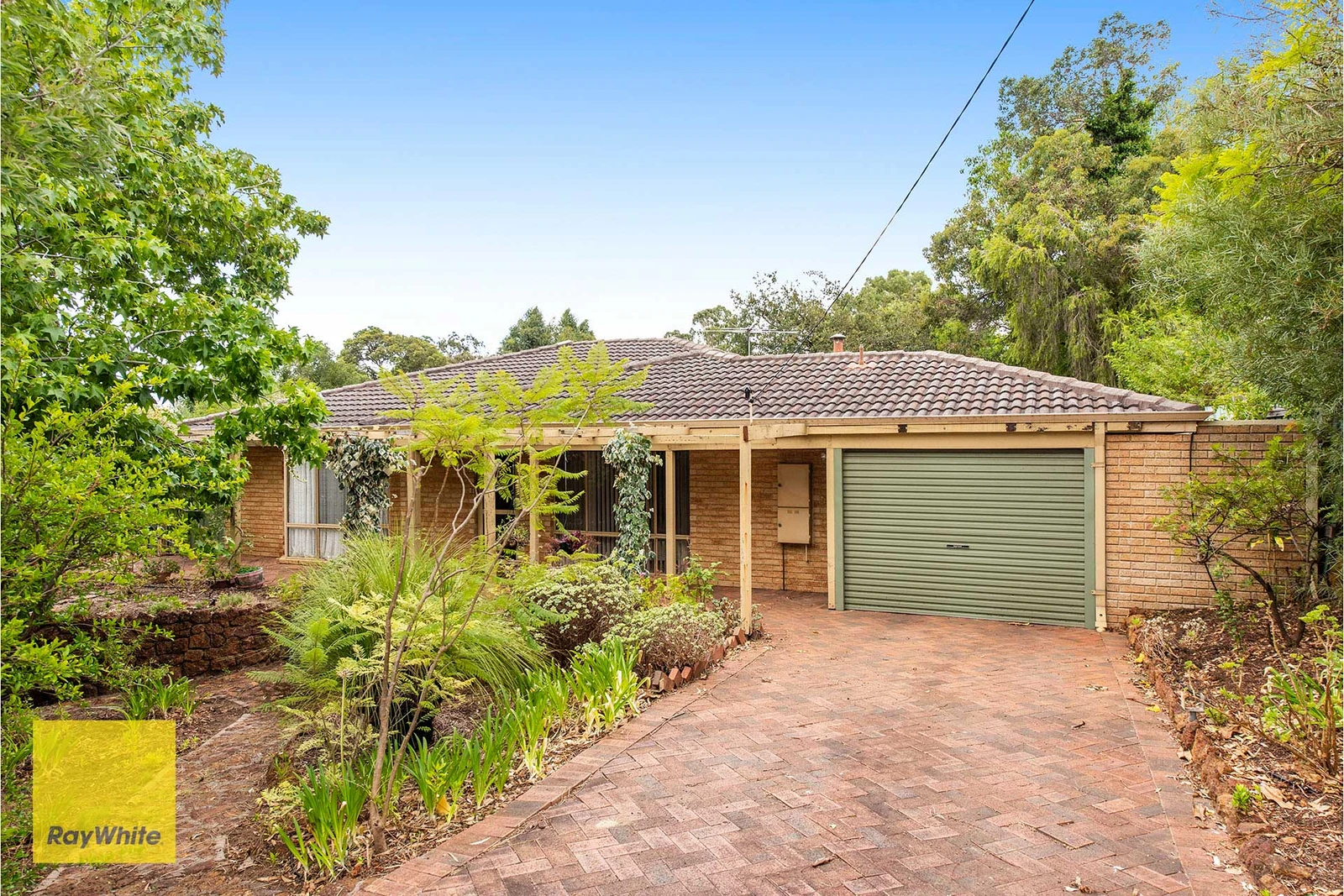 94 Heath Road, Kalamunda, WA 6076