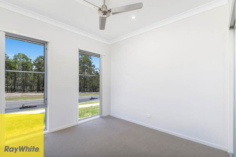 27 Gooloowan Circuit, Brassall, QLD 4305