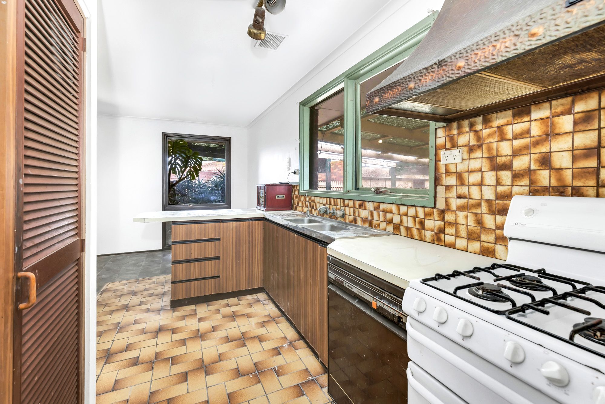 24 Topaz Avenue, Wyndham Vale, VIC 3024