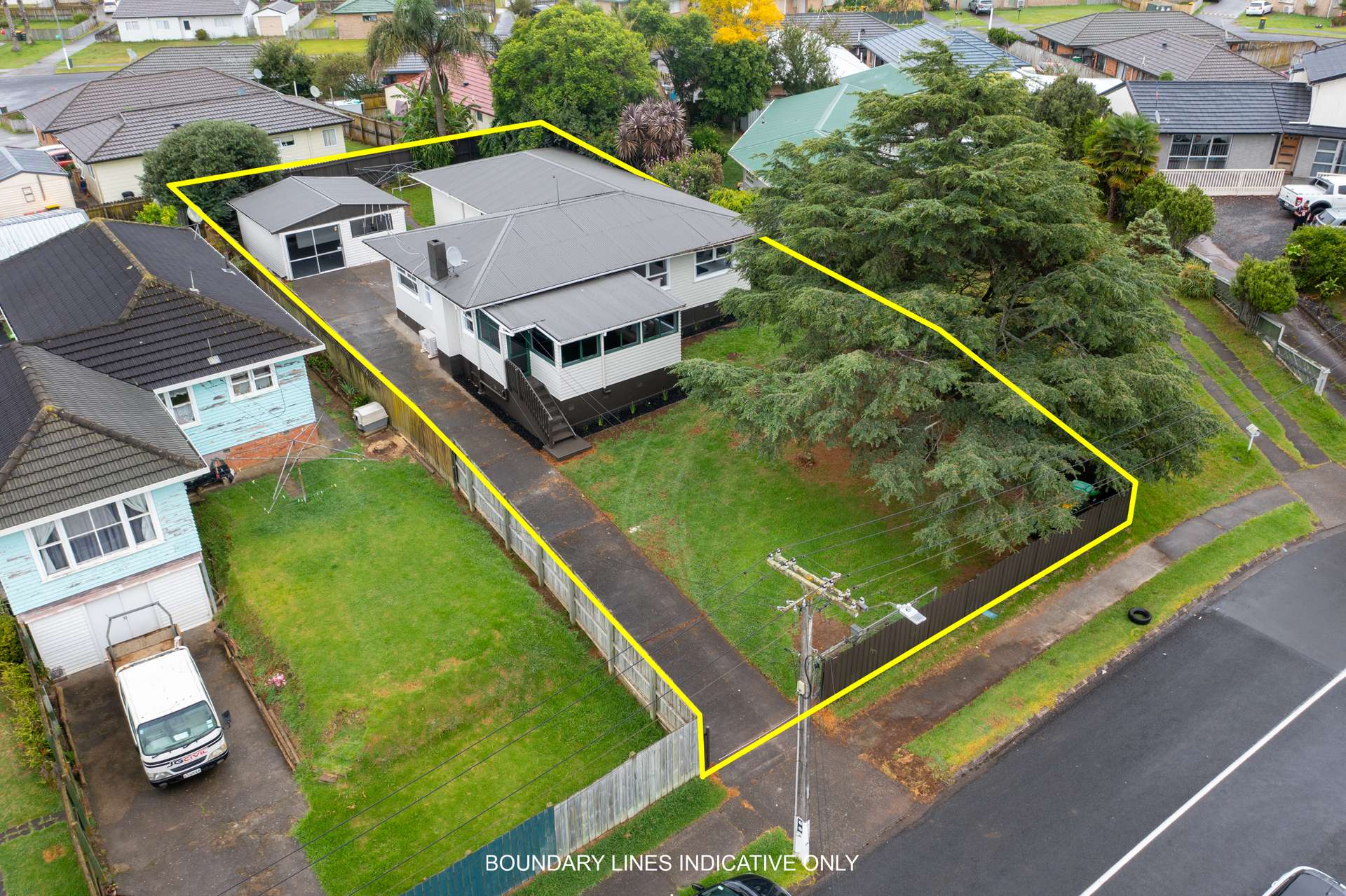 21 Plumley Crescent photo 1