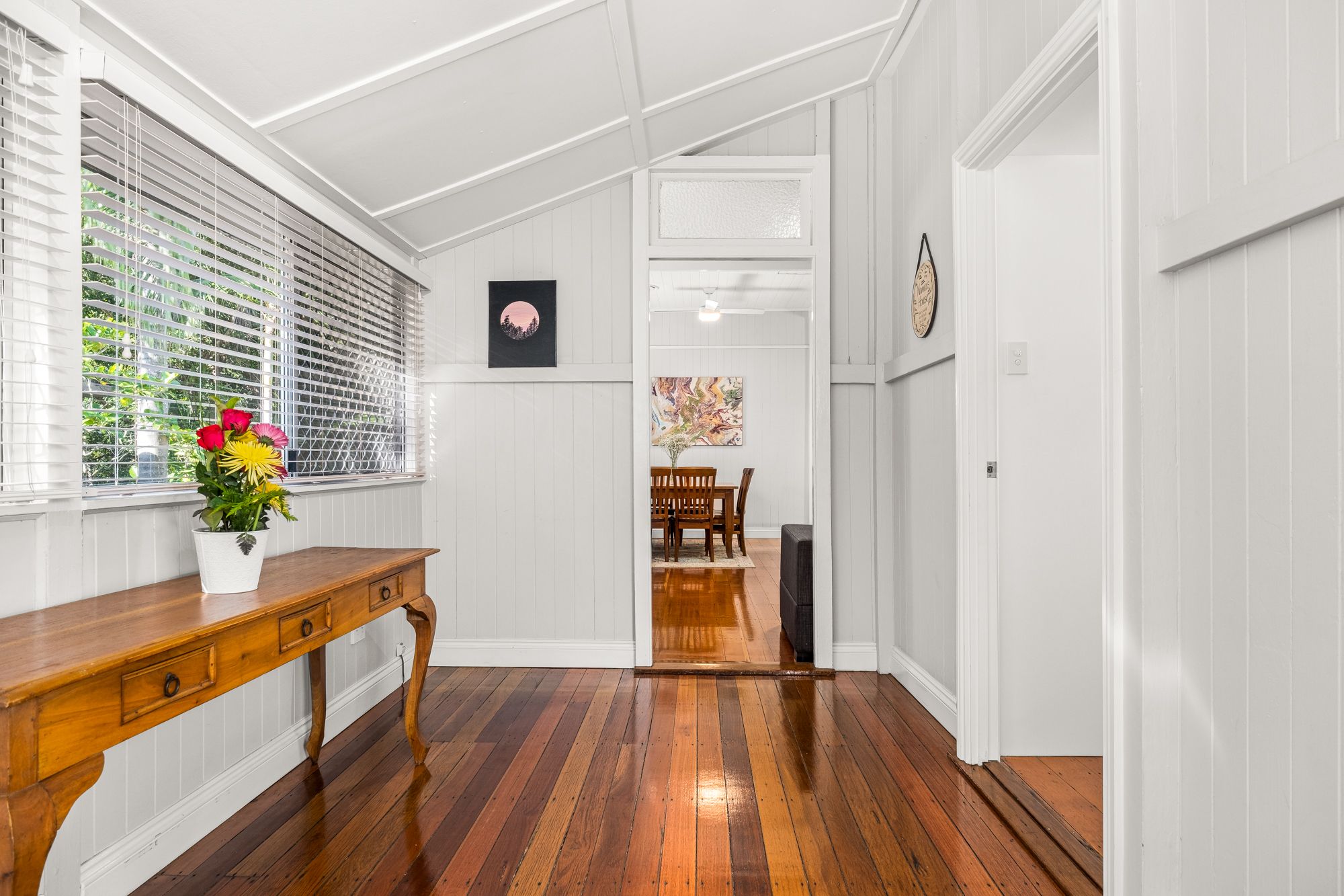 6 Sydney Street, Fairfield, QLD 4103