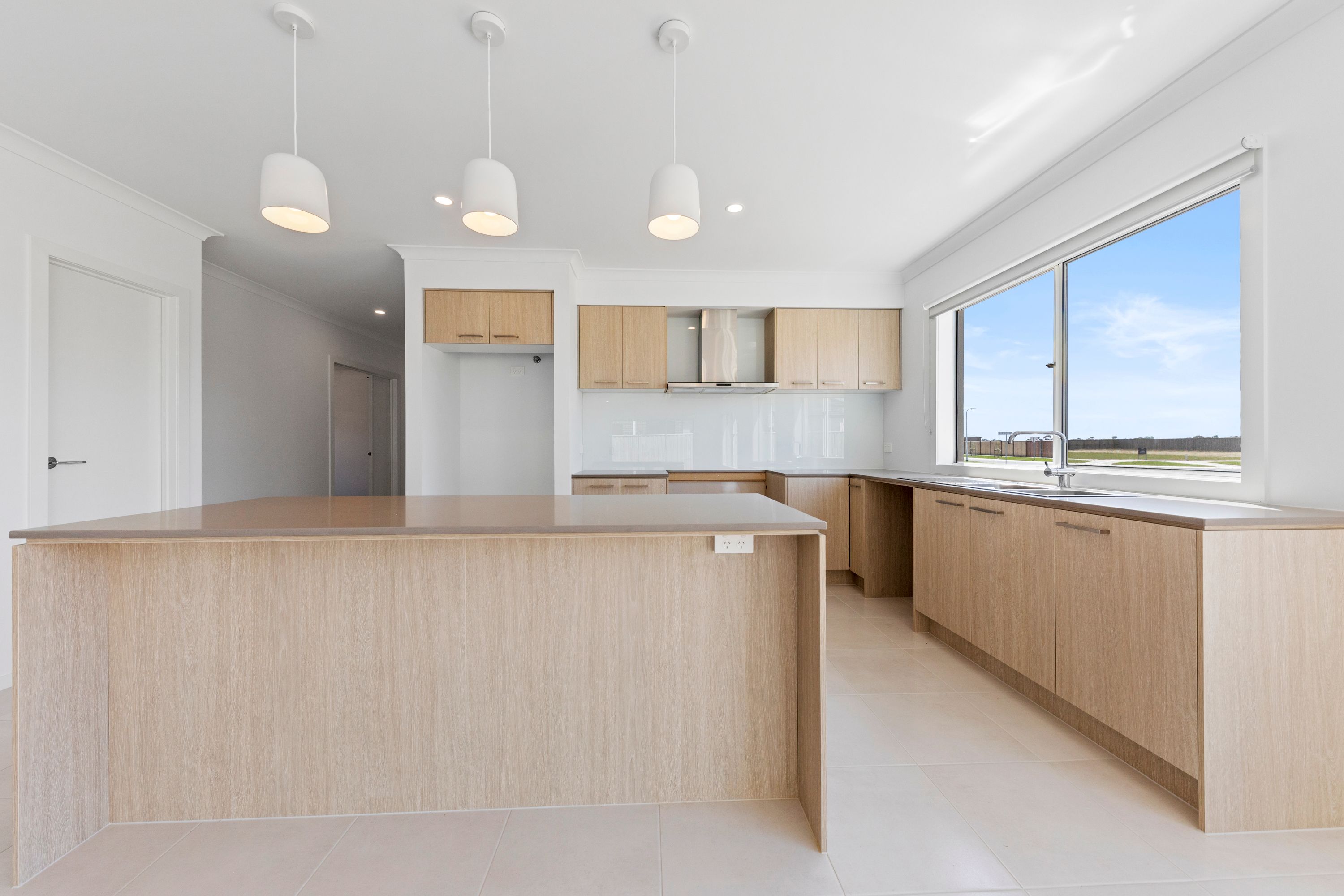 10 Tulk Street, Officer South, VIC 3809 - House for Rent - Ray White ...