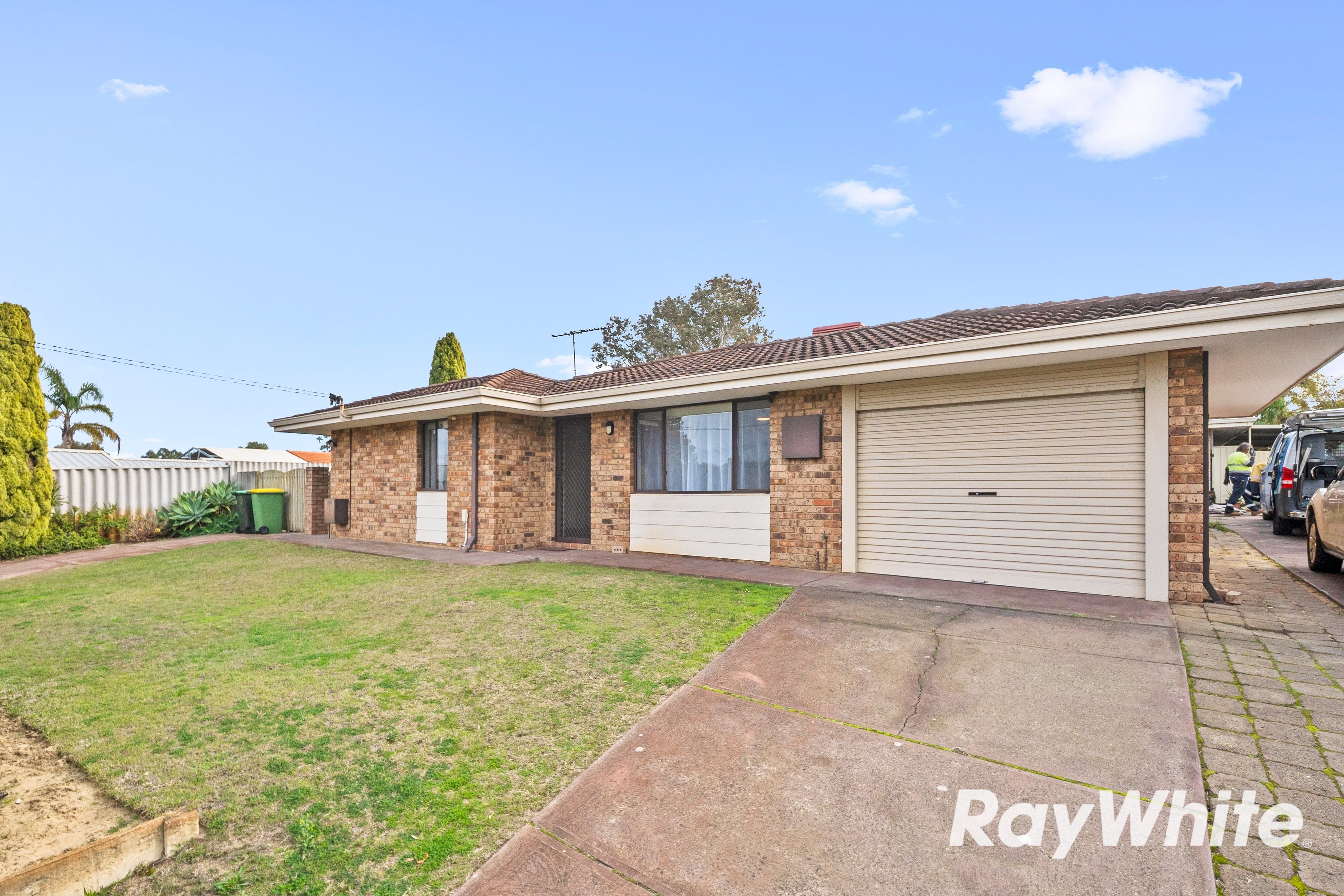 15A Blackthorne Crescent — photo from Ray White Mandurah