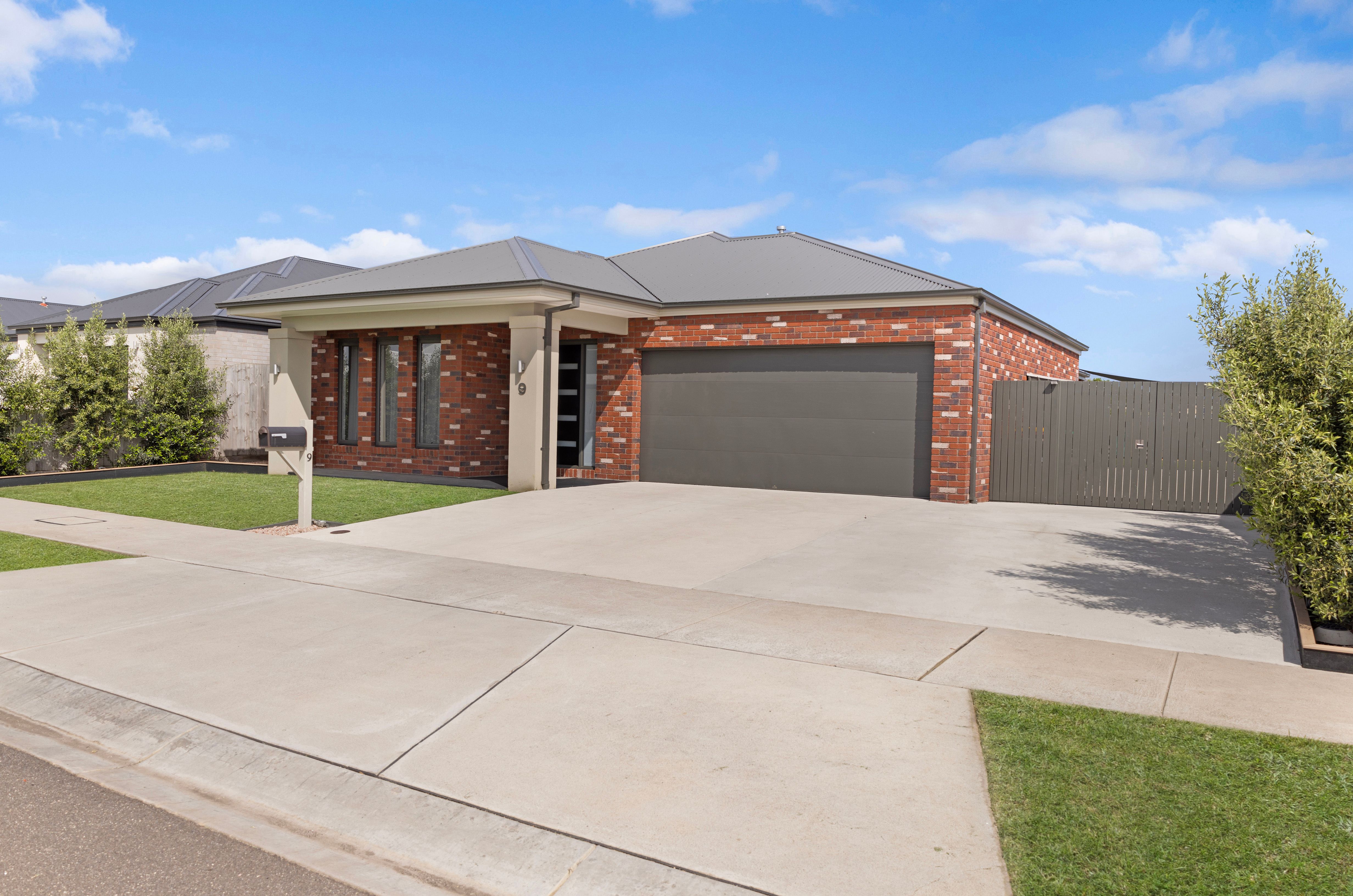 9 Stewart Court — photo from Ray White Warrnambool